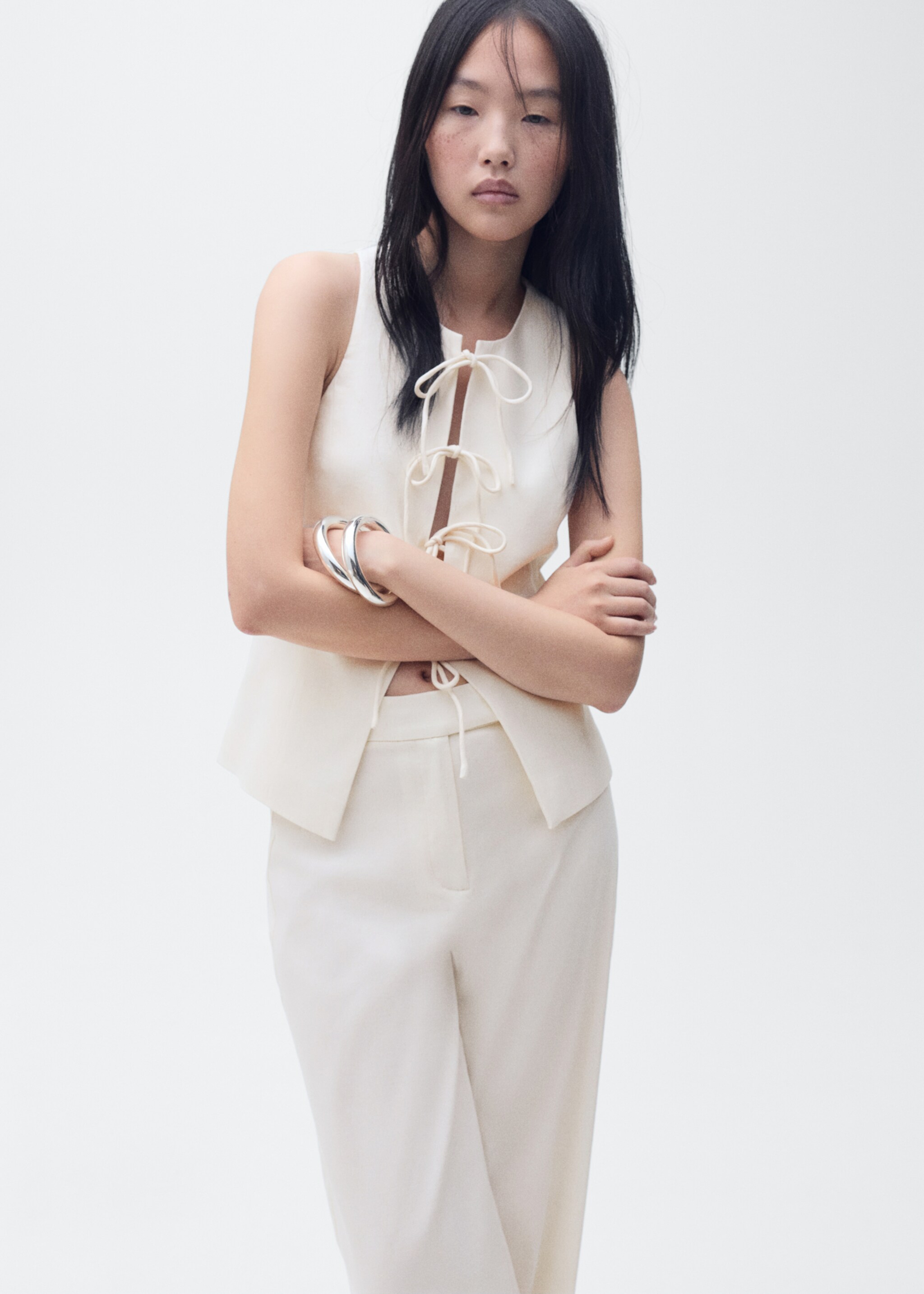 Linen-blend top with bow - Medium plane