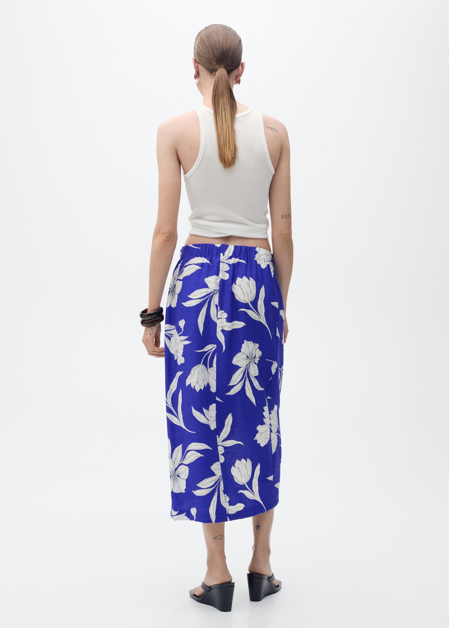 Floral sarong skirt - Reverse of the article