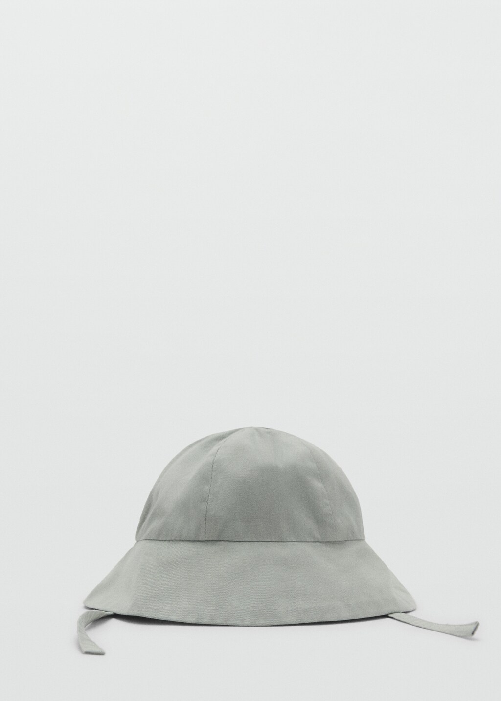 Cotton hat with ruffles