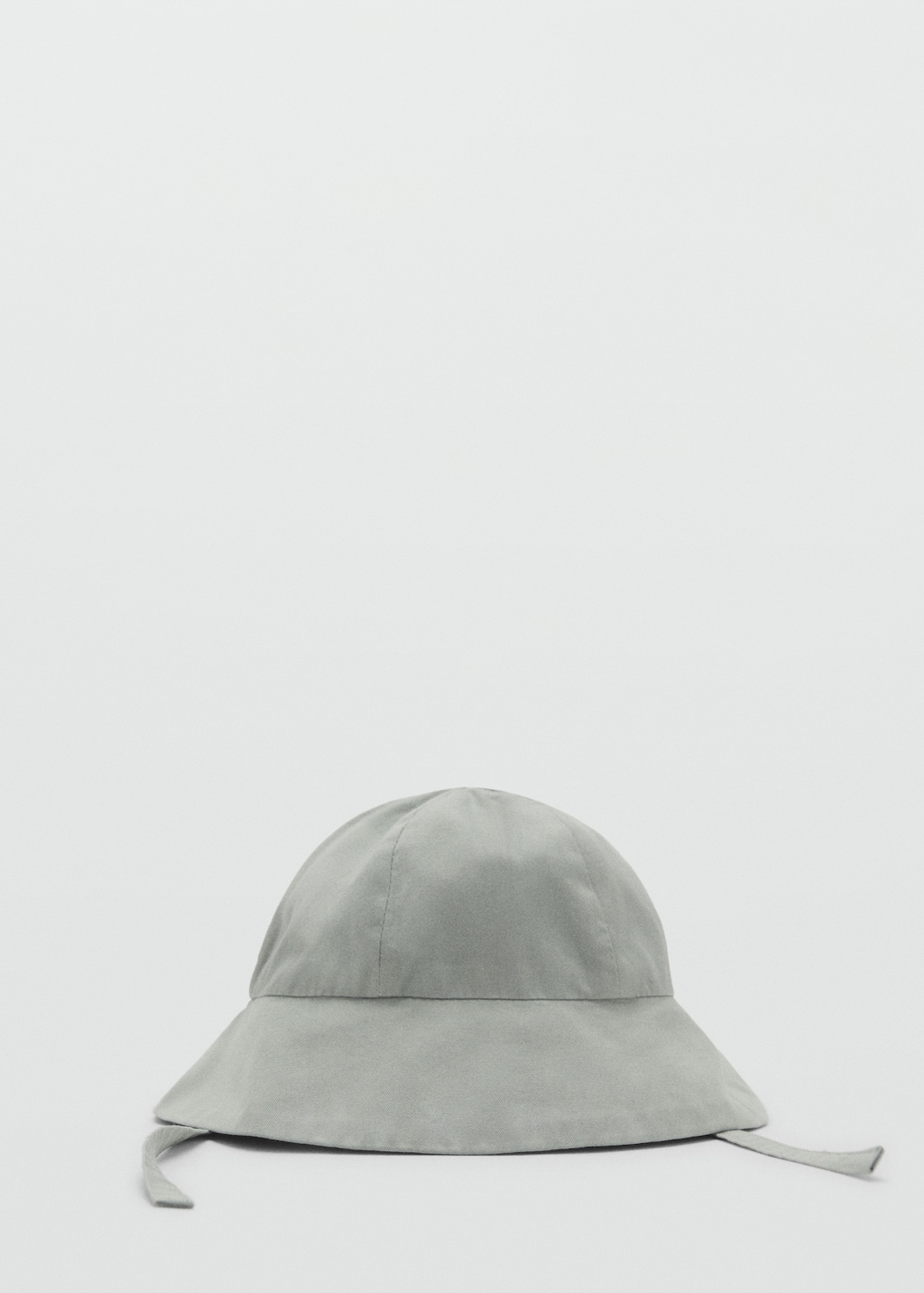 Cotton hat with ruffles