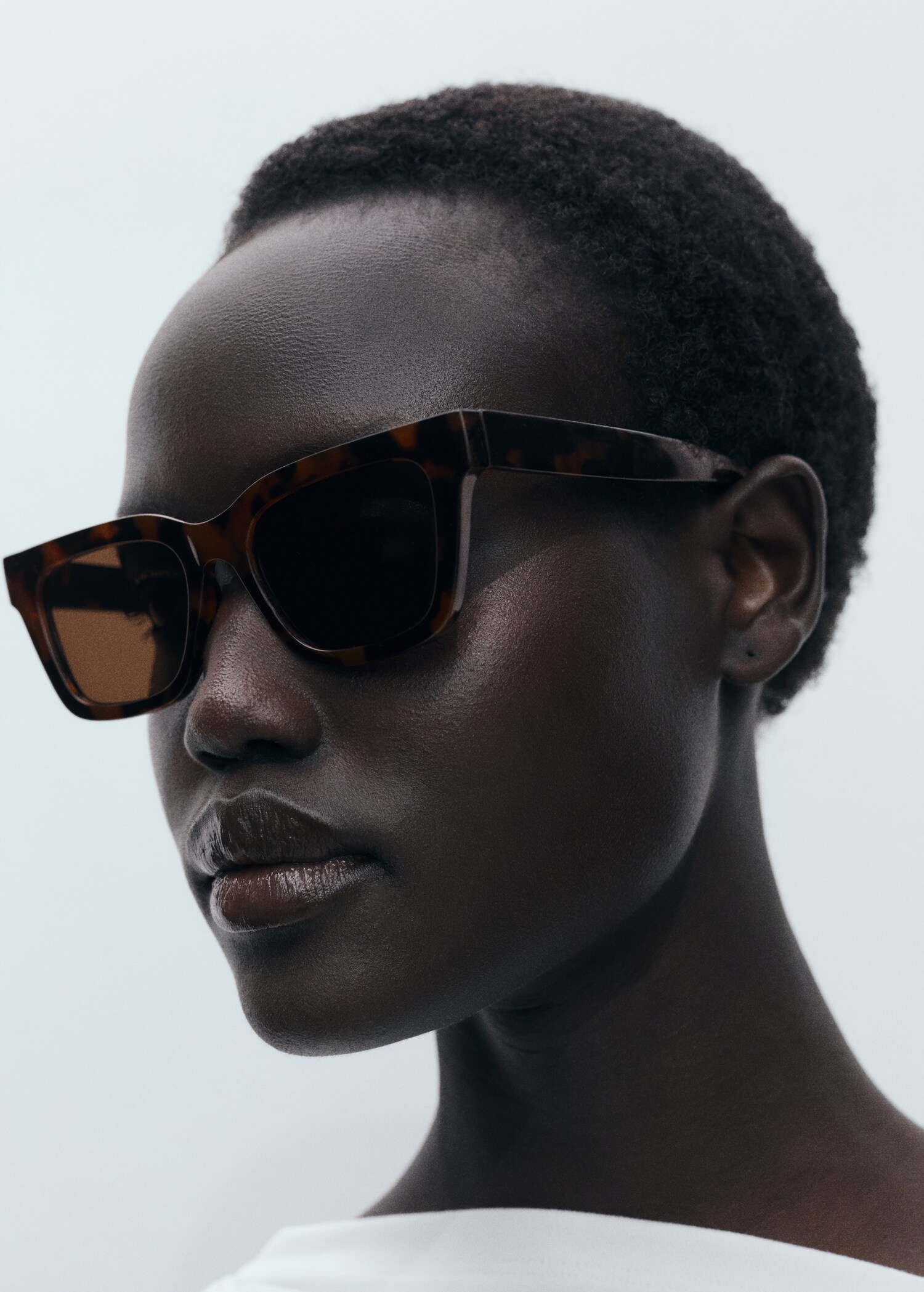 Squared frame sunglasses - Details of the article 9