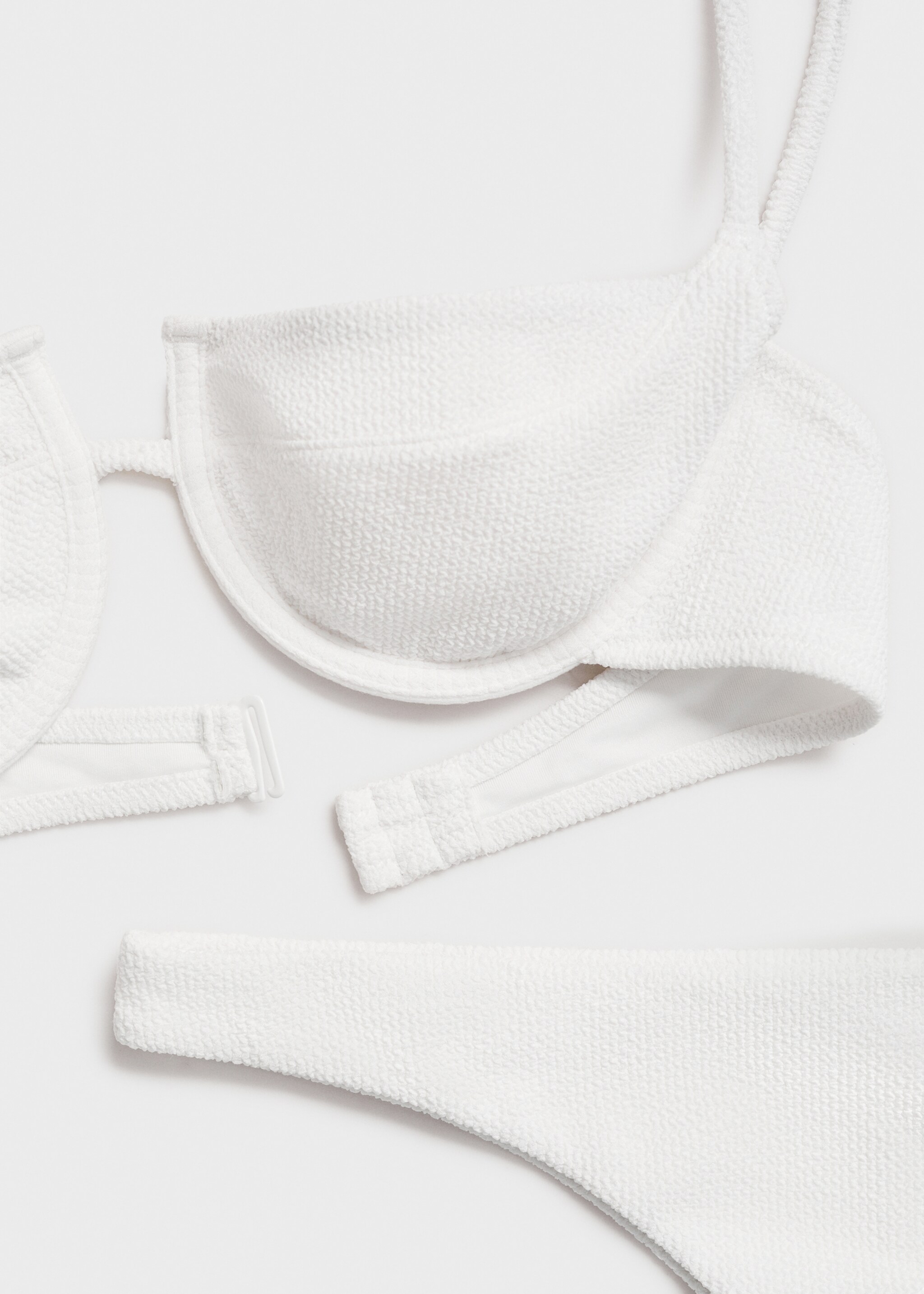 Textured underwired bikini top - Details of the article 0