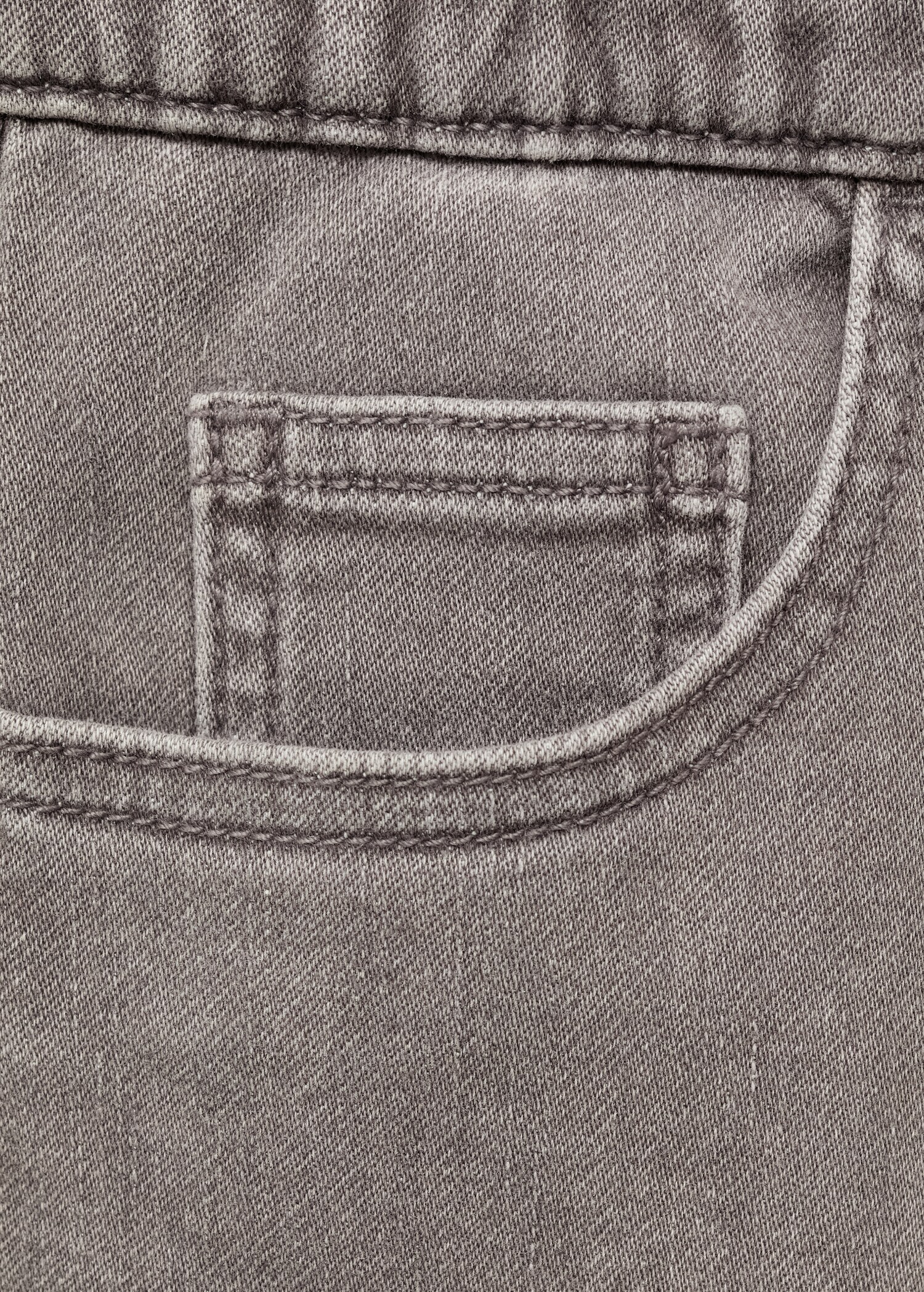 Denim bermuda shorts with drawstring - Details of the article 0