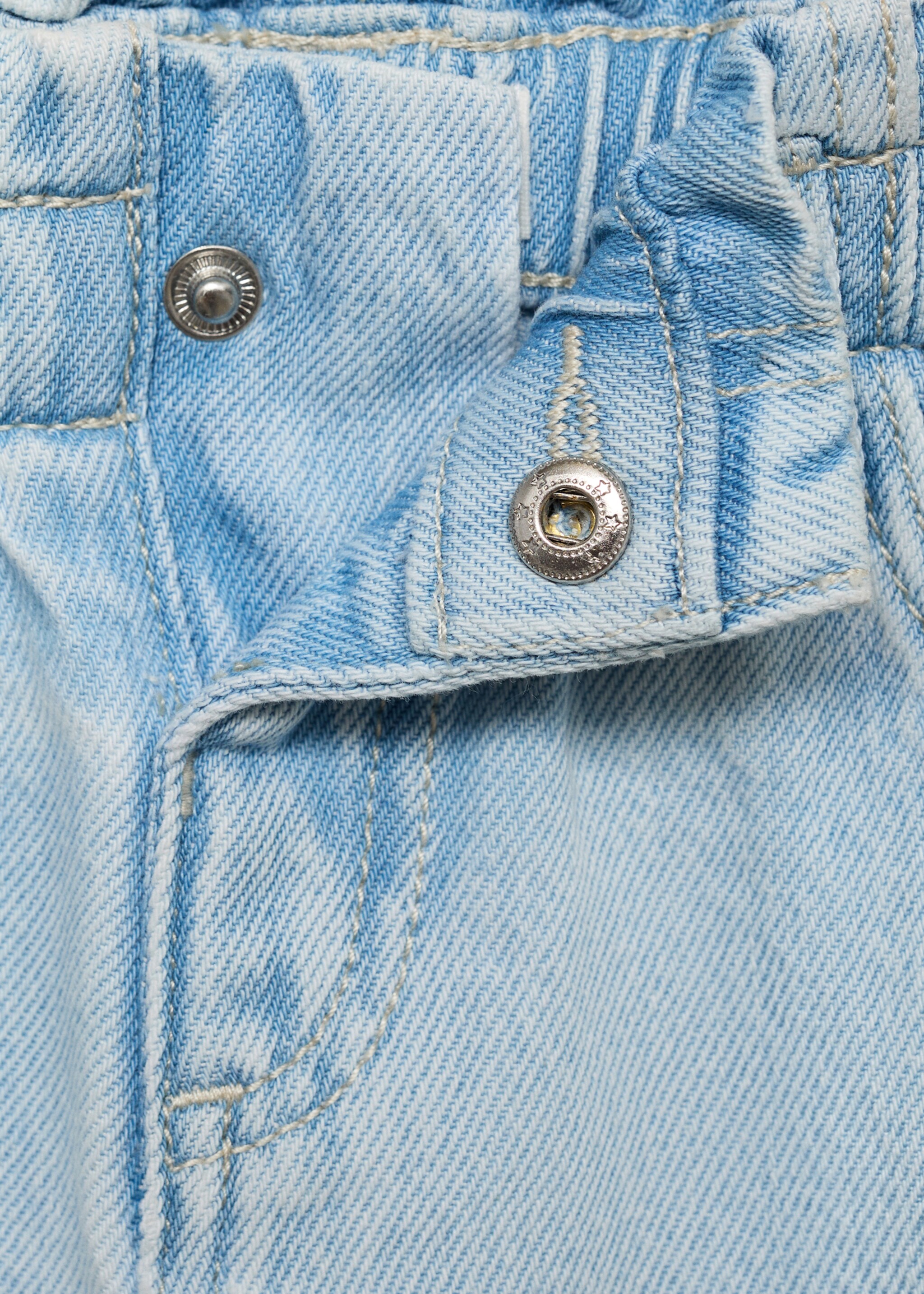Denim skirt with frayed hem - Details of the article 8