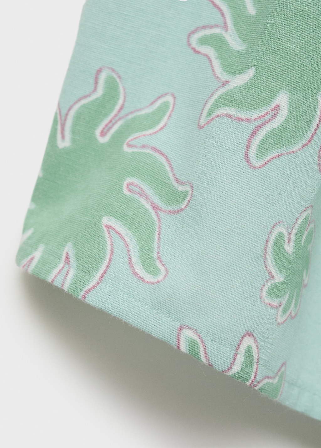 Printed sleeveless blouse