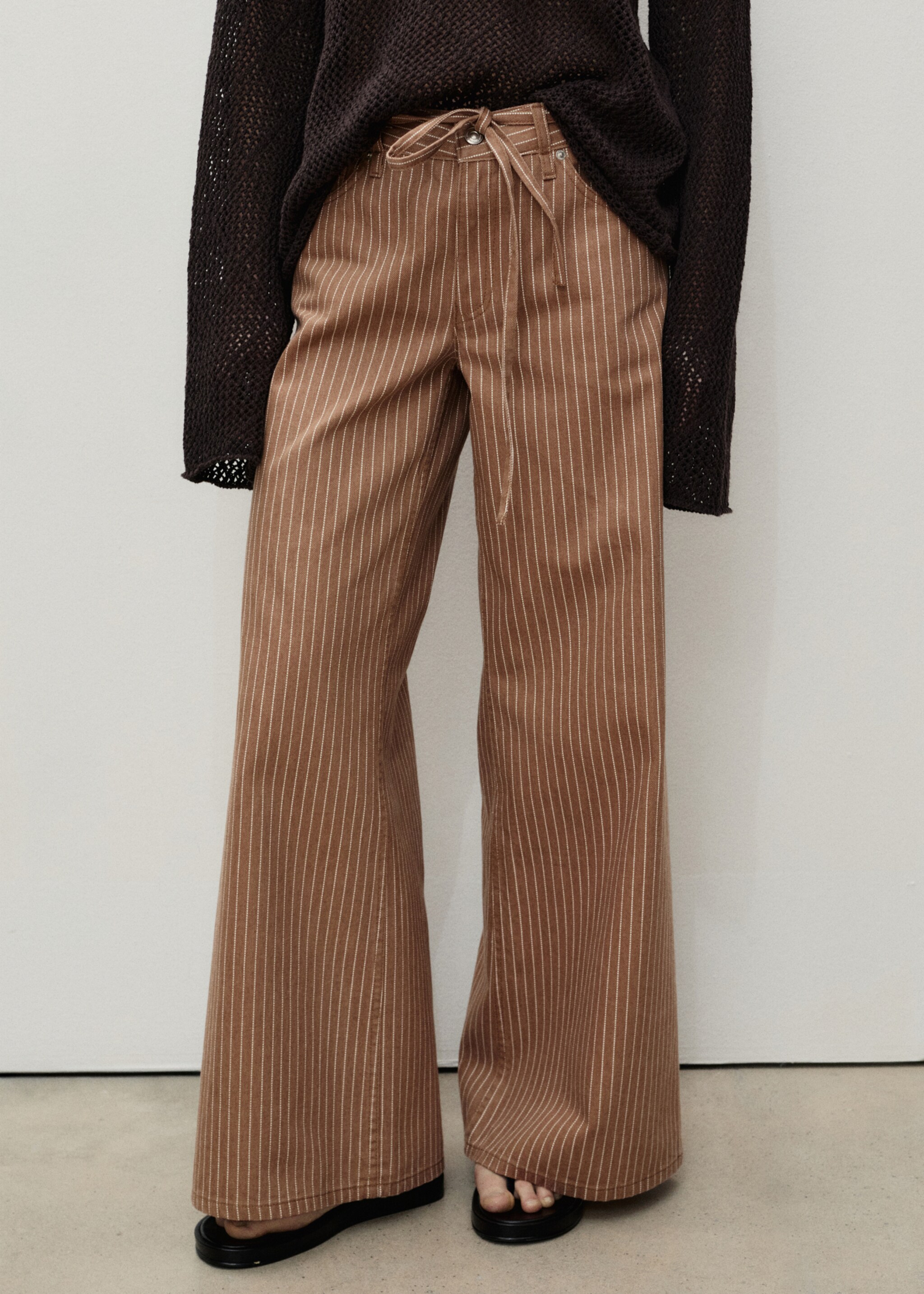 Wideleg jeans with stripes and belt - Medium plane