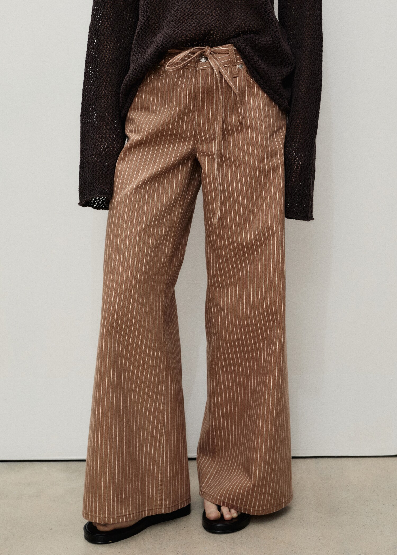 Wide-leg jeans with stripes and belt - Medium plane