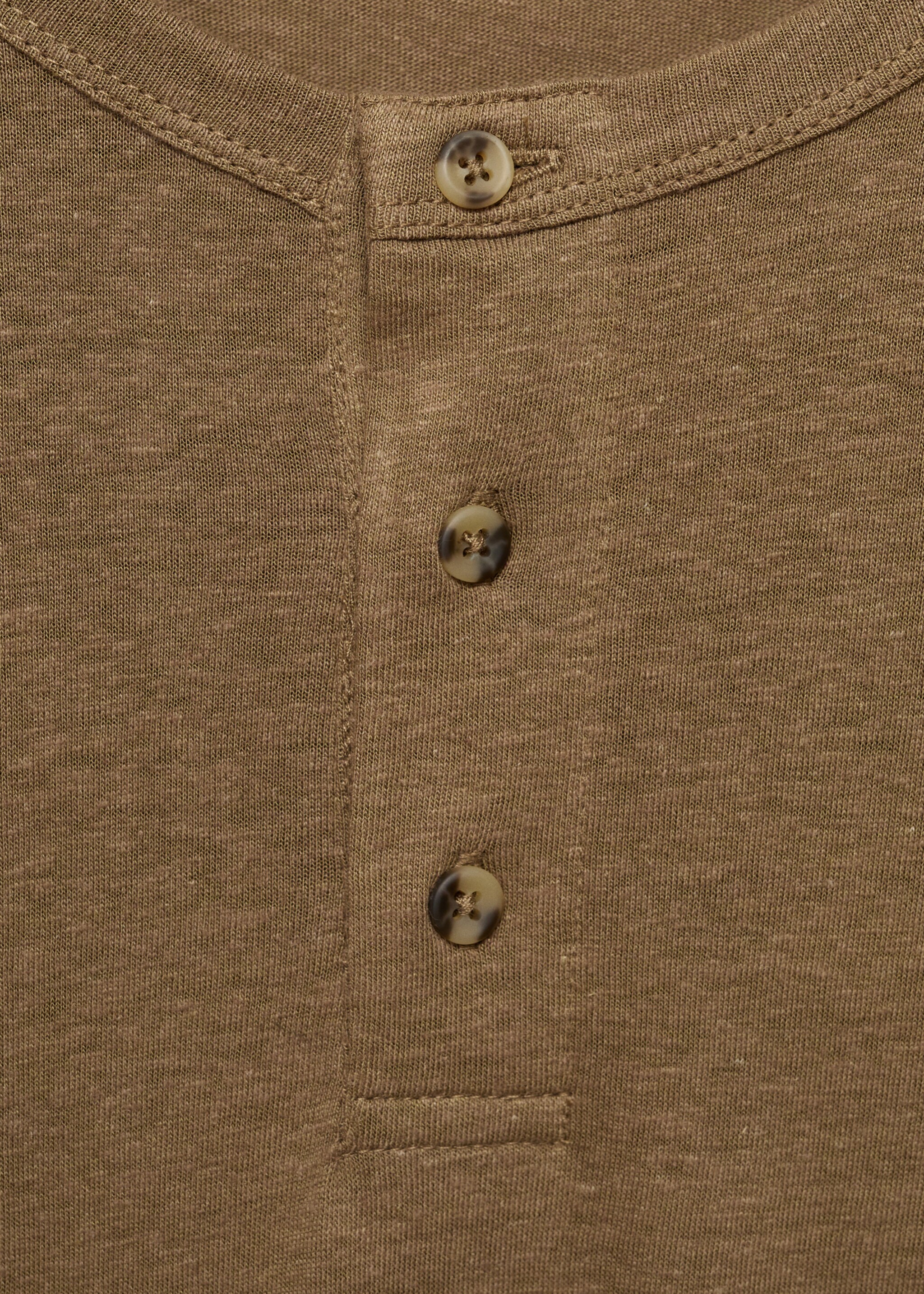 Button linen blend T-shirt - Details of the article 8