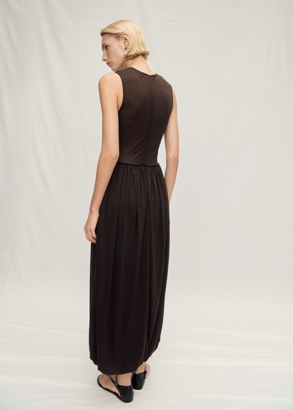 Semi-transparent dress with puffed hem - image 3
