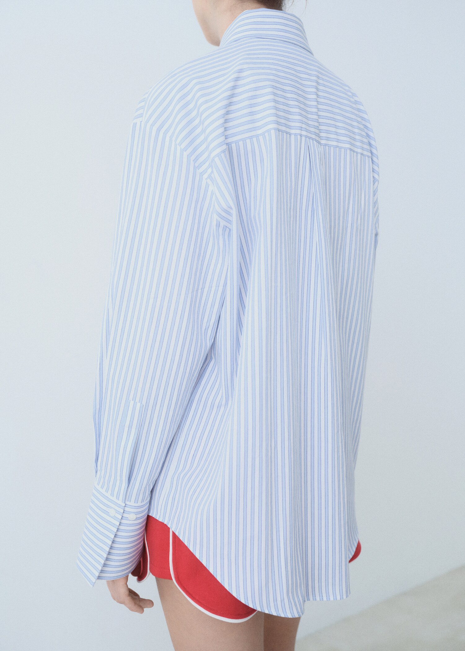 Striped poplin shirt with embroidered message - Reverse of the article