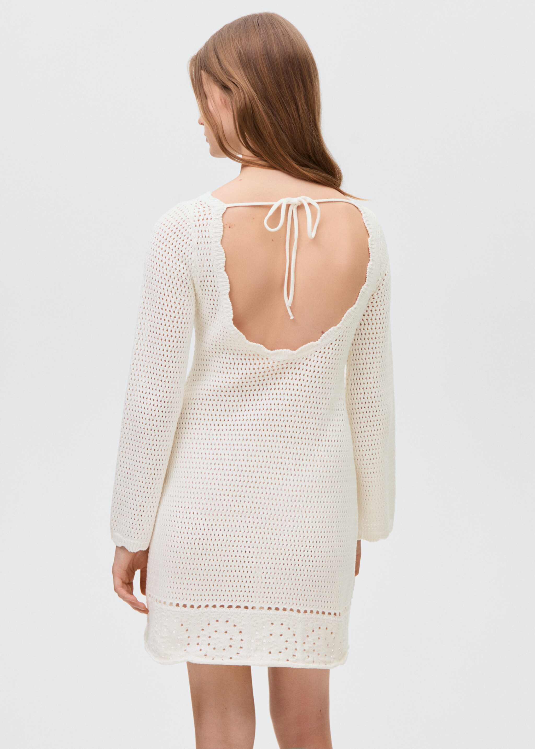Vestido punto calado - Reverse of the article