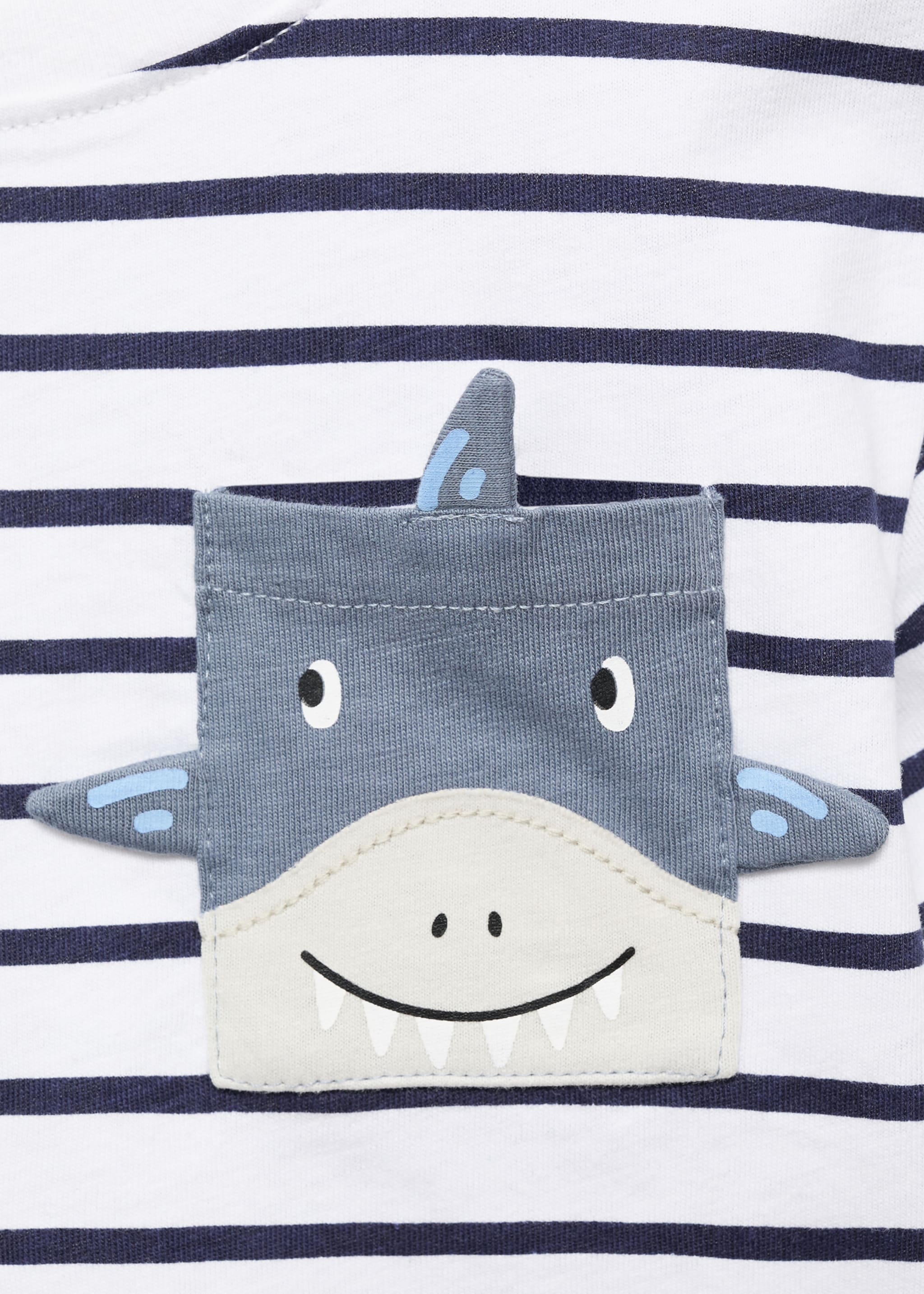 Patch pocket T-shirt - Details of the article 8