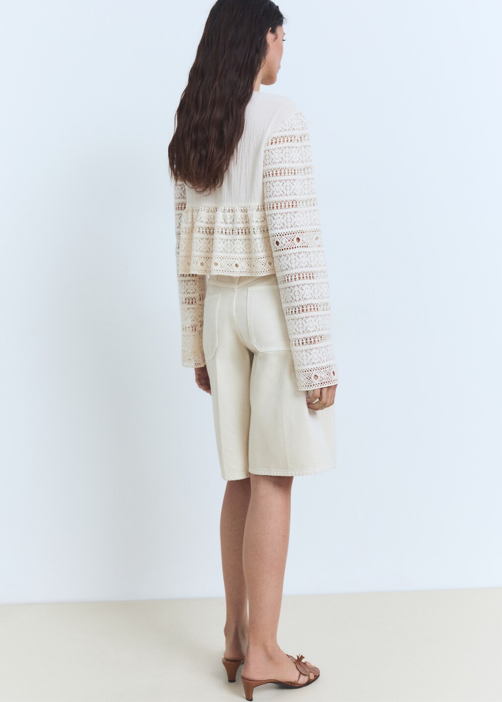 Embroidered cotton blouse with lace details