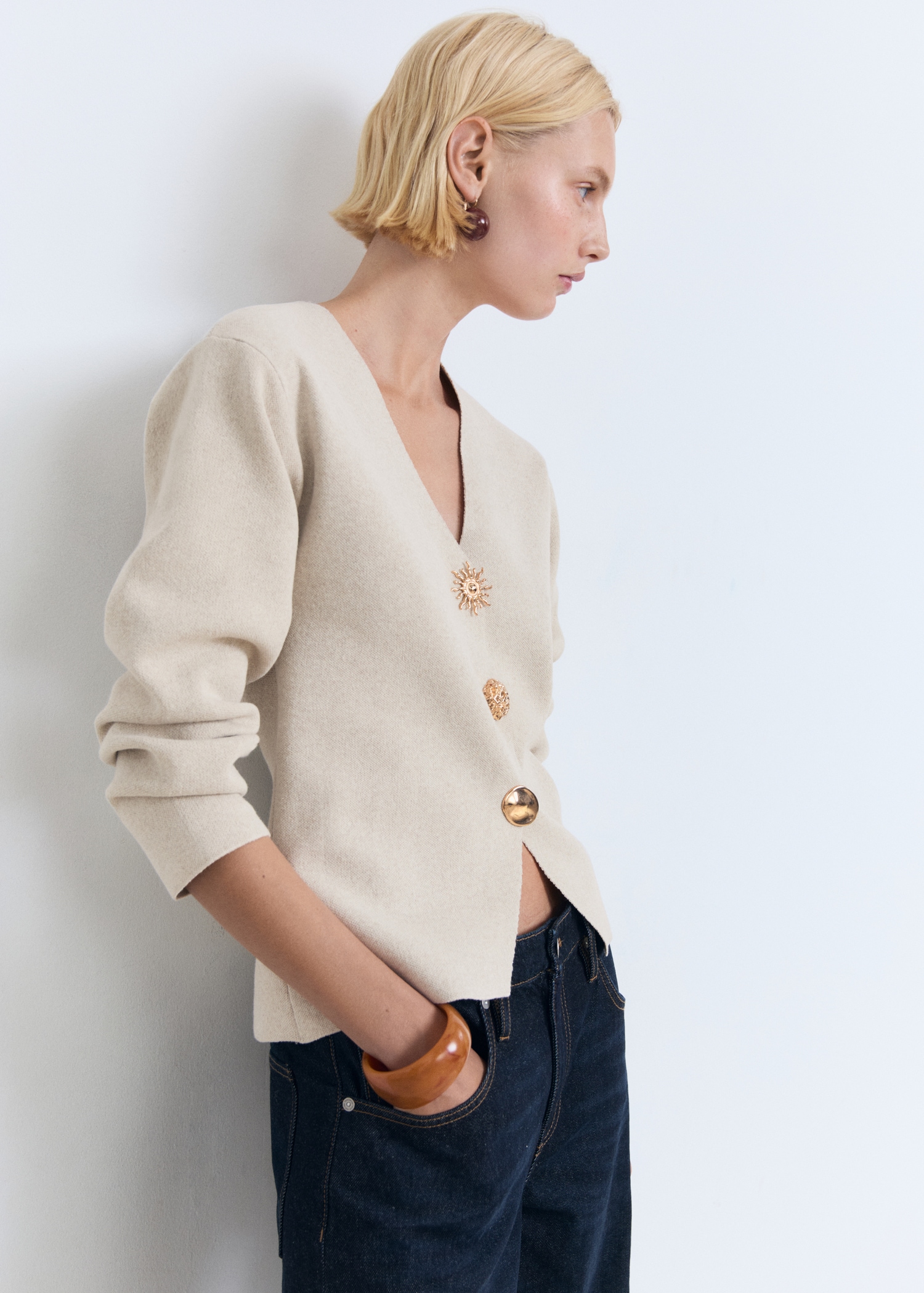 Fine-knit jacket with jewel buttons - Medium plane