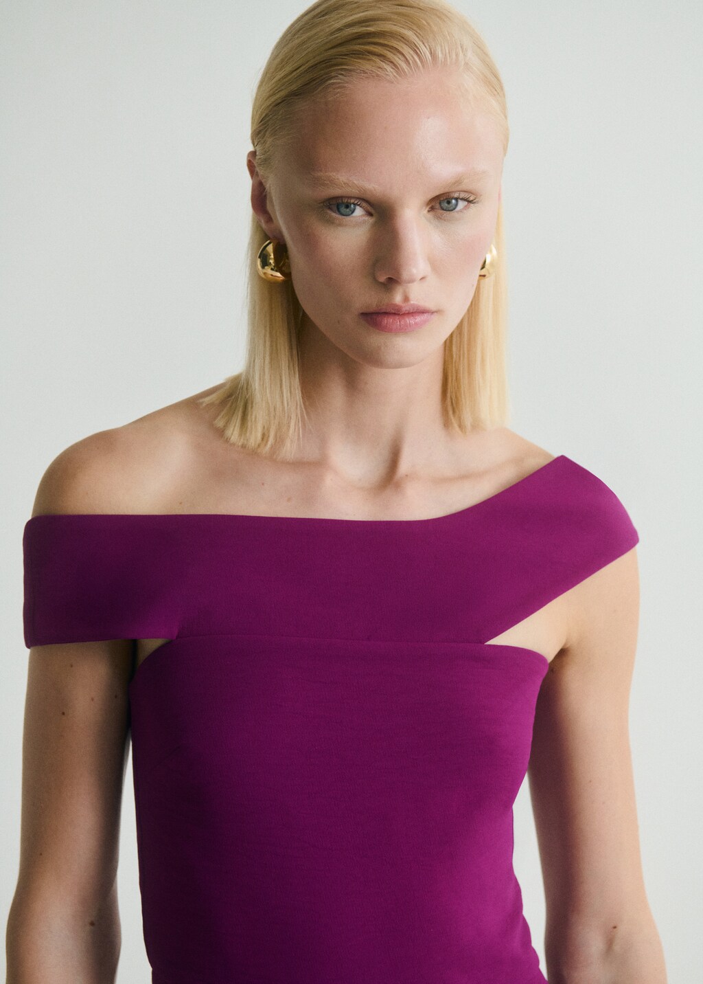 Long jumpsuit with asymmetrical neck - Women | MANGO USA
