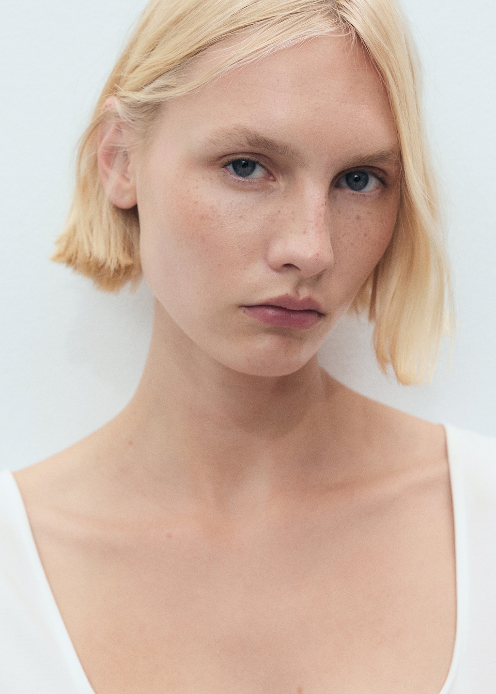 Combined dress with puffed hem