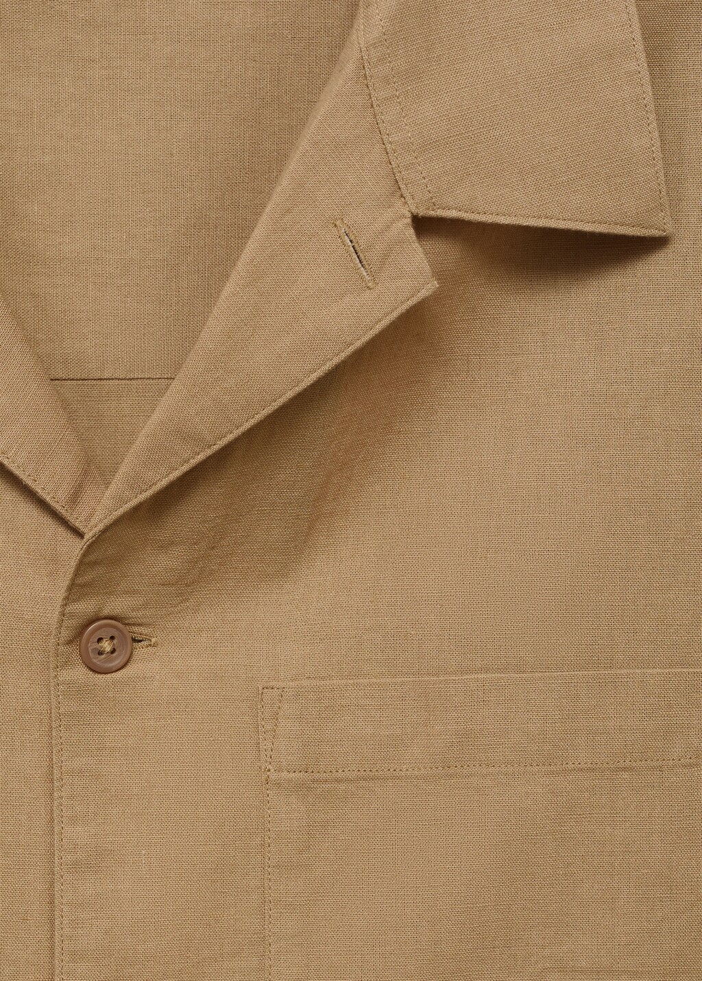 Linen shirt with bowling collar and pocket