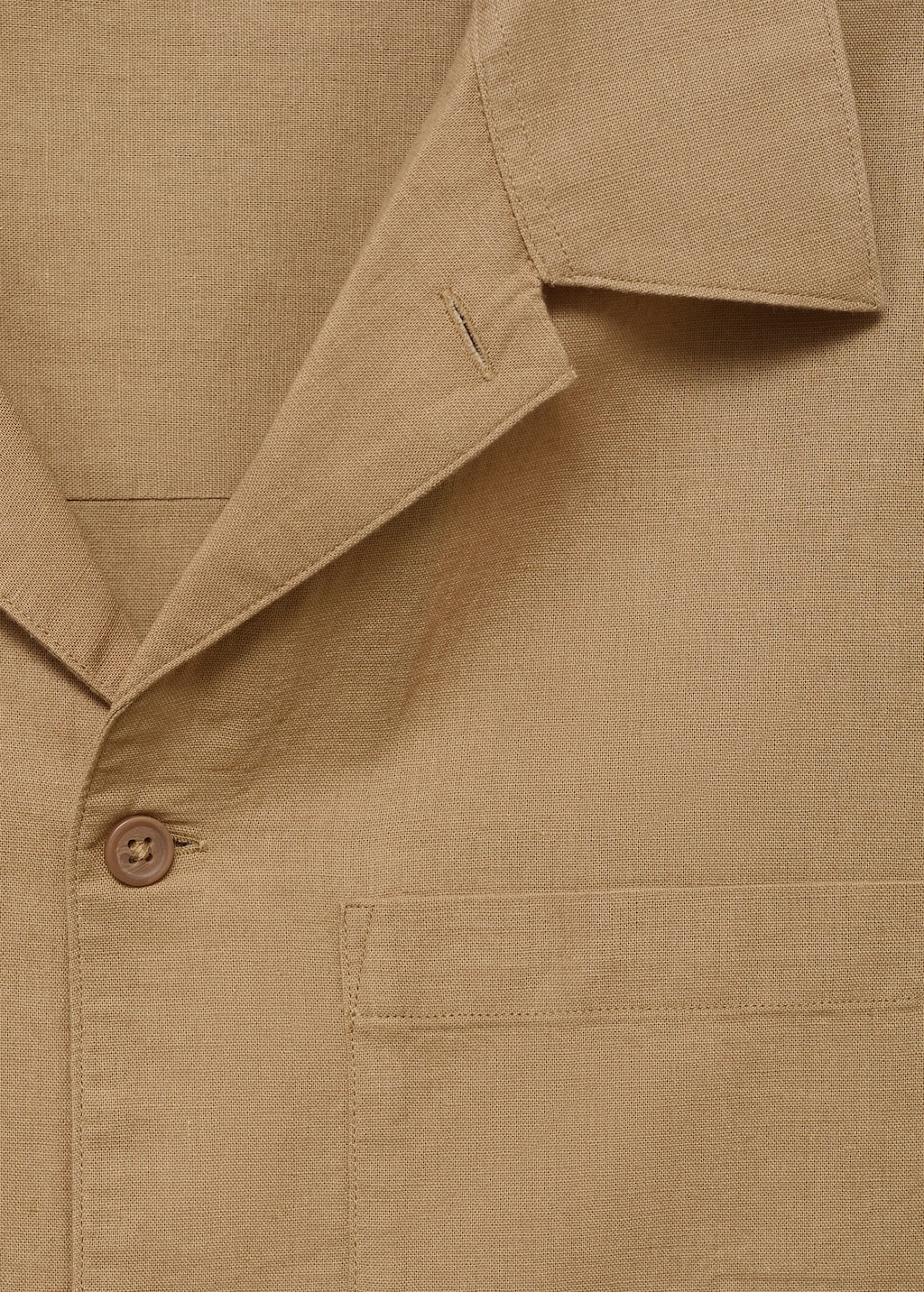 Linen shirt with bowling collar and pocket