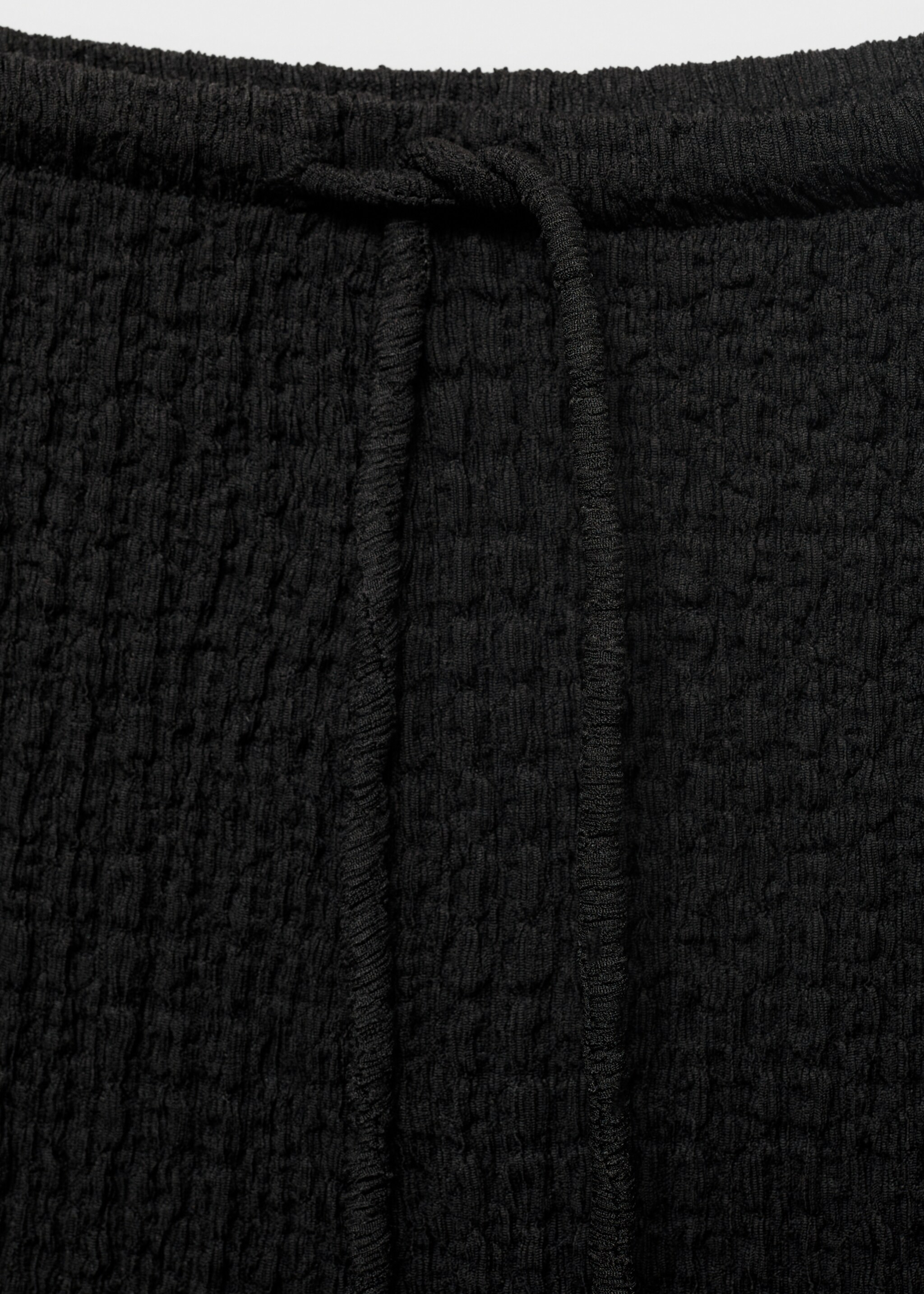Strukturierte Hose - Detail des Artikels 8