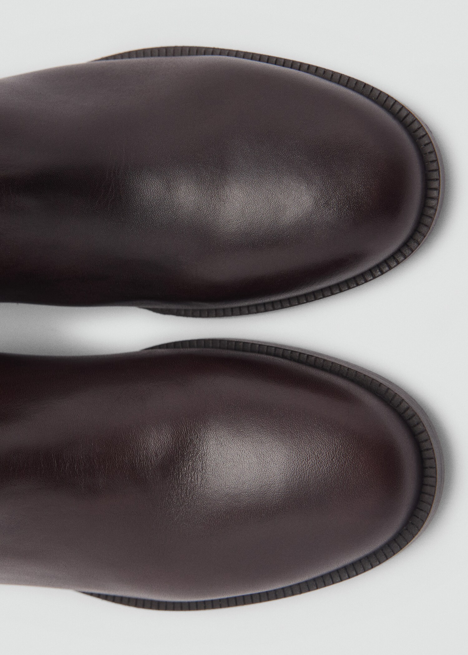 Knee-high leather boots - Details of the article 2