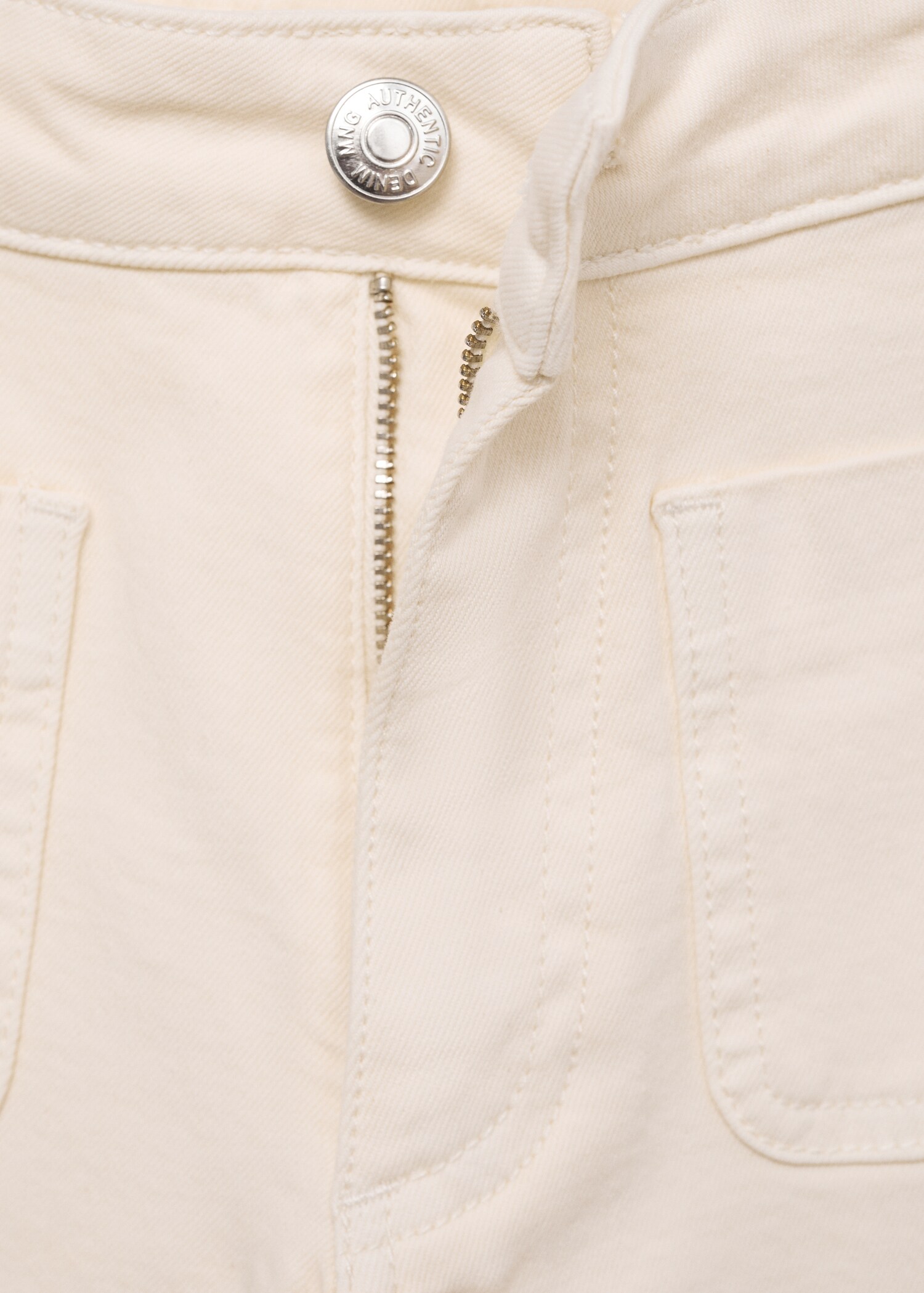 Flared jeans with pocket - Details of the article 8