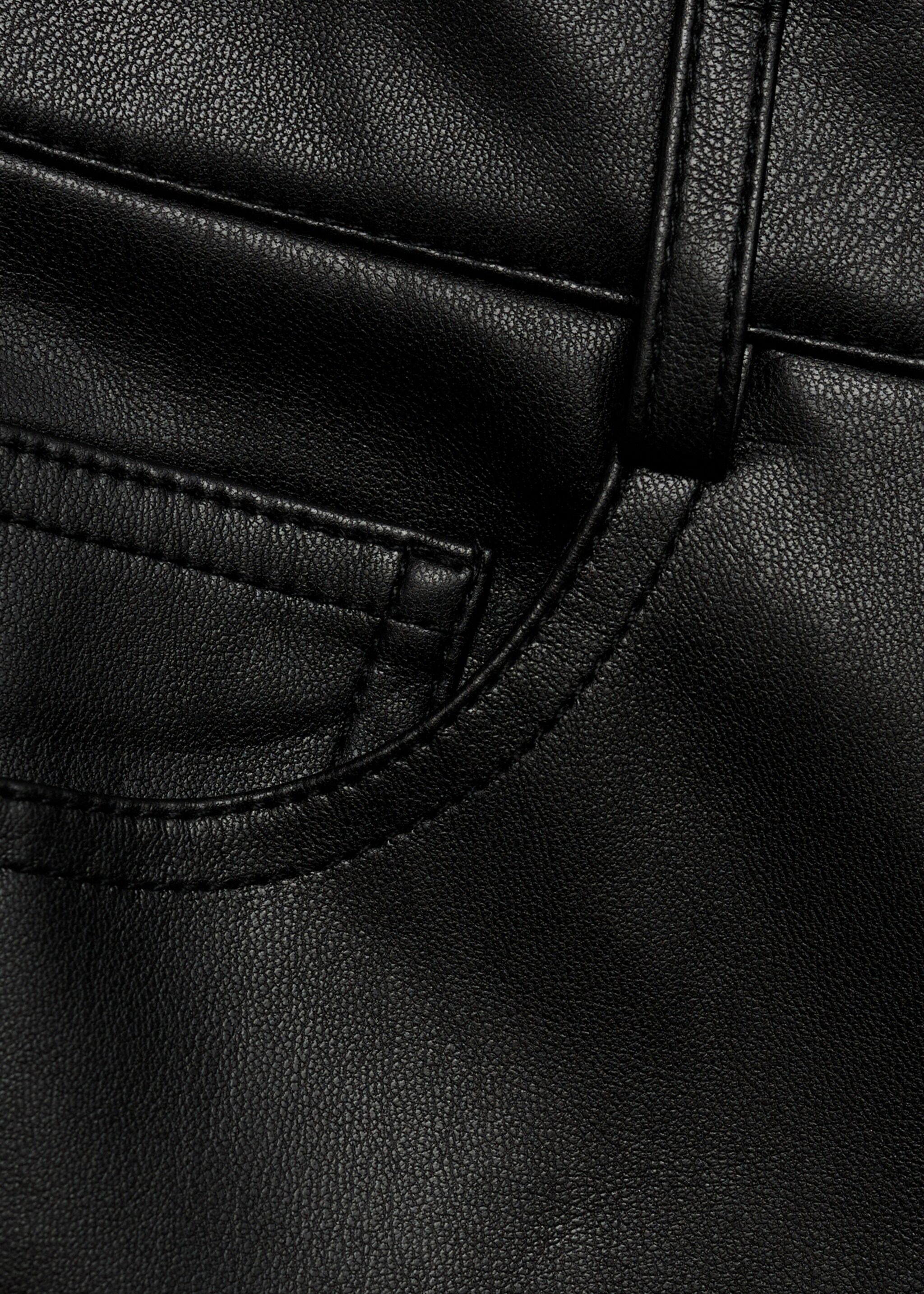 Leather-effect straight trousers - Details of the article 8