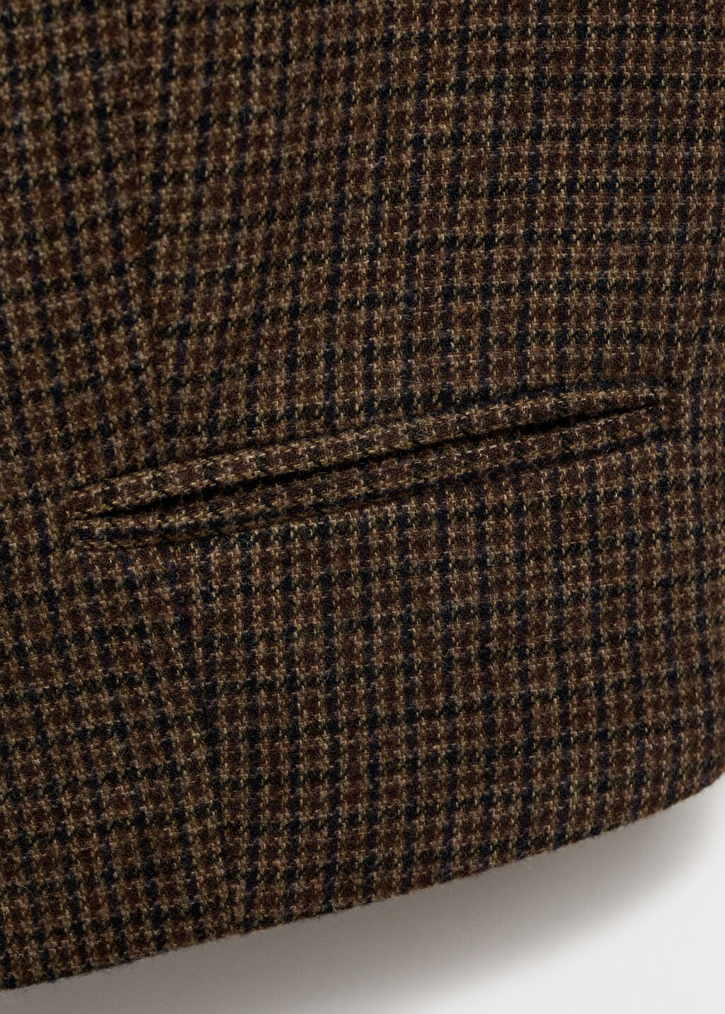 Micro-houndstooth wool vest - image 5