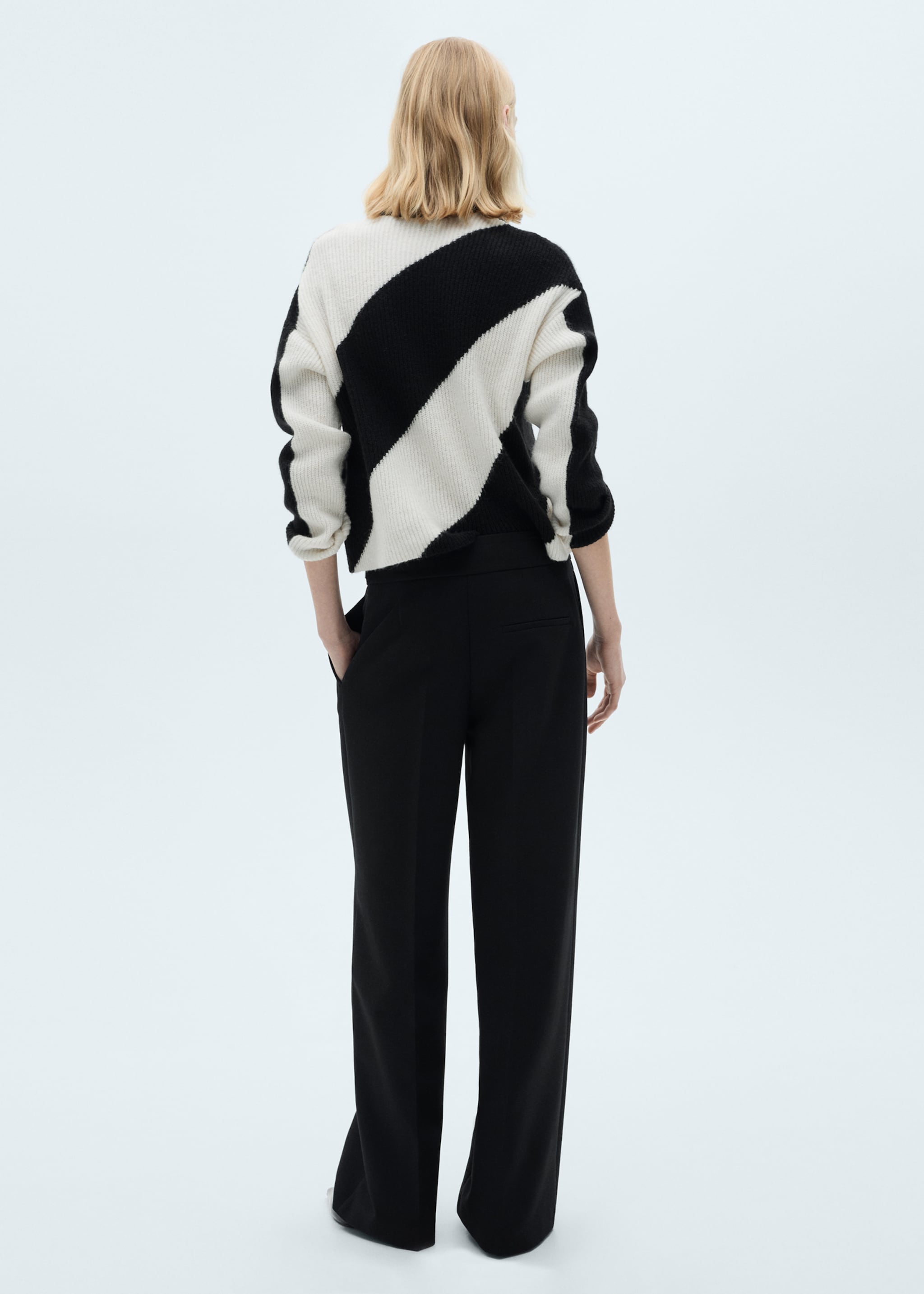 Knit striped sweater - Reverse of the article
