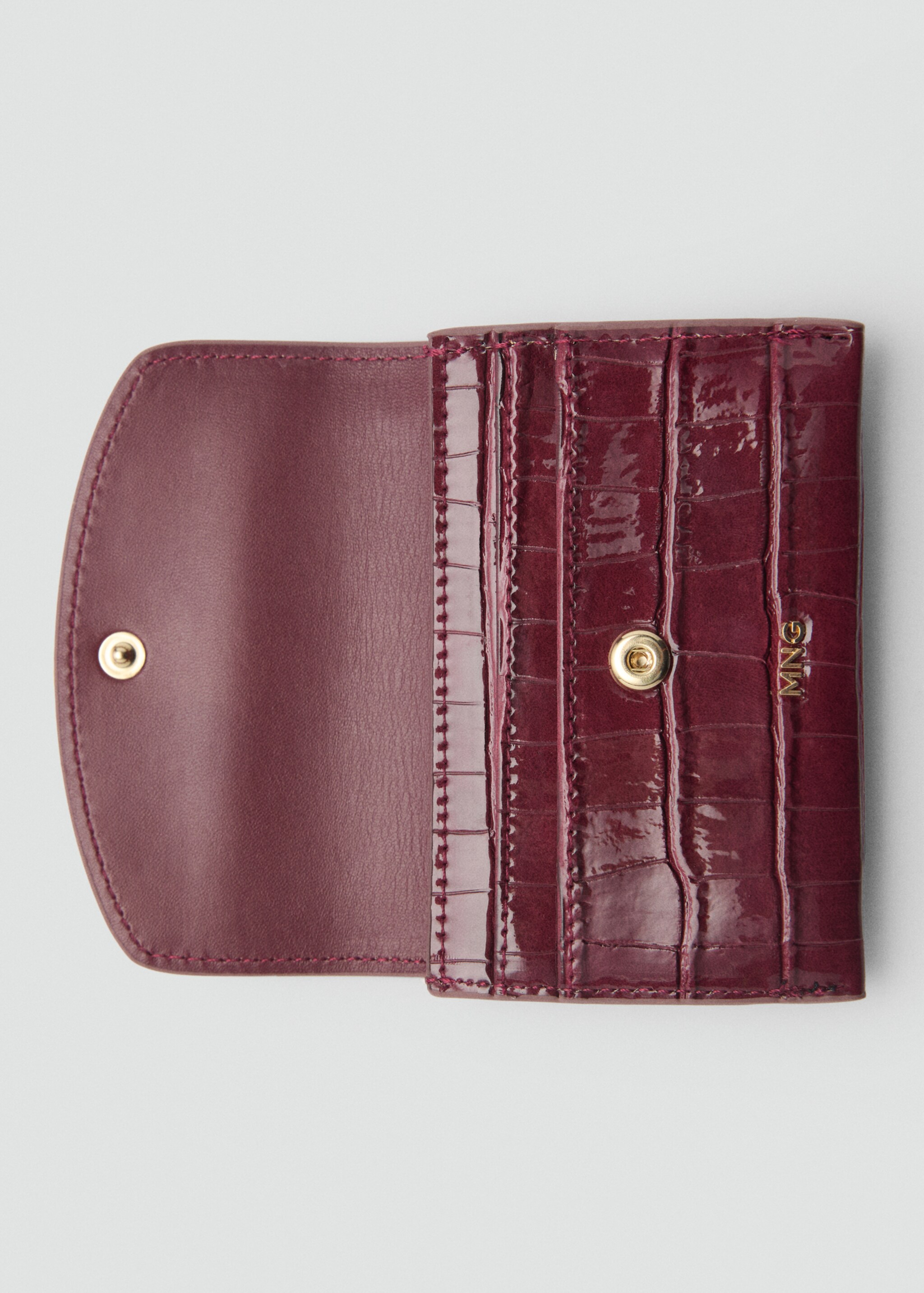 Croc-effect flap purse - Details of the article 2