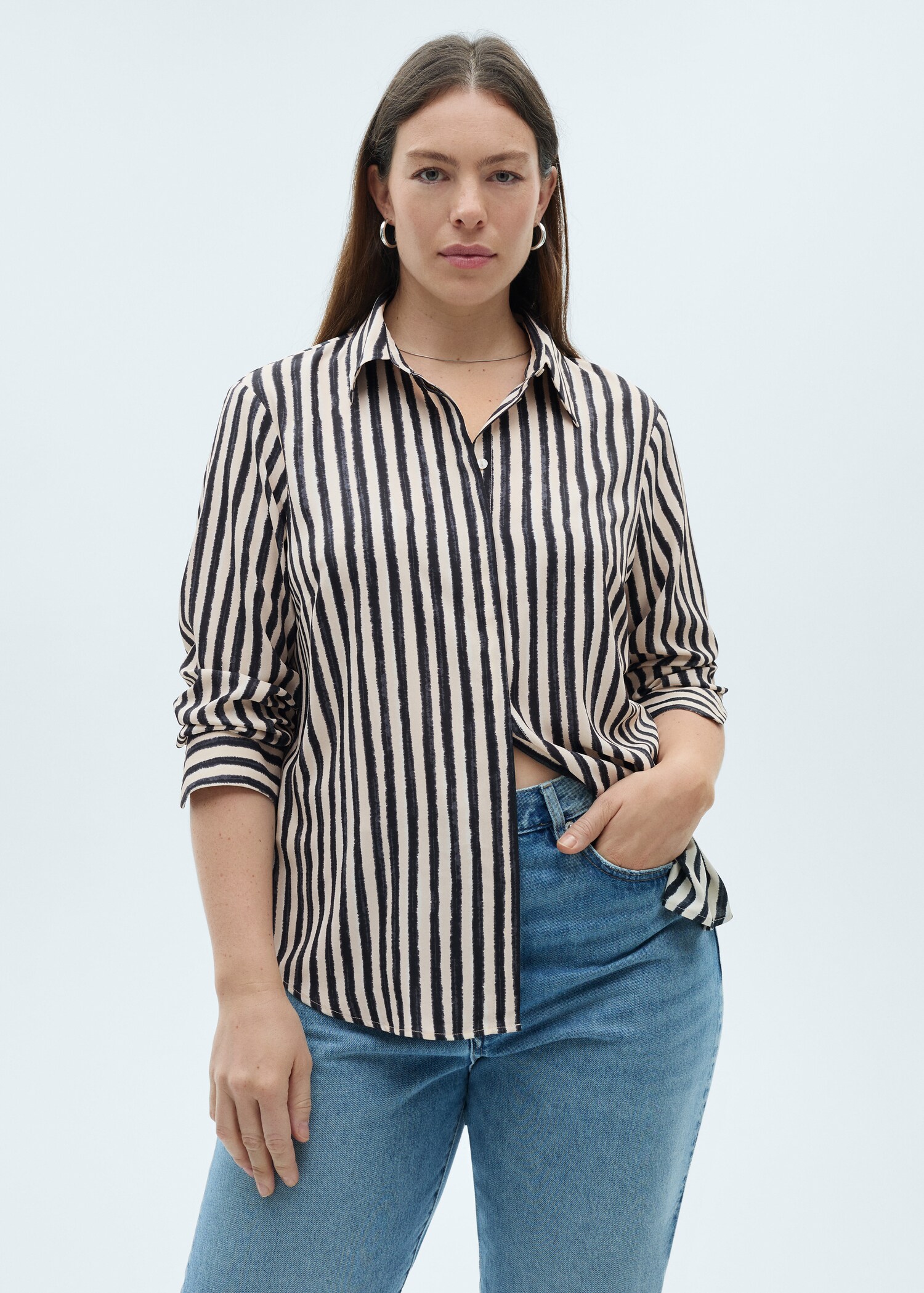Striped flowy shirt - Details of the article 5