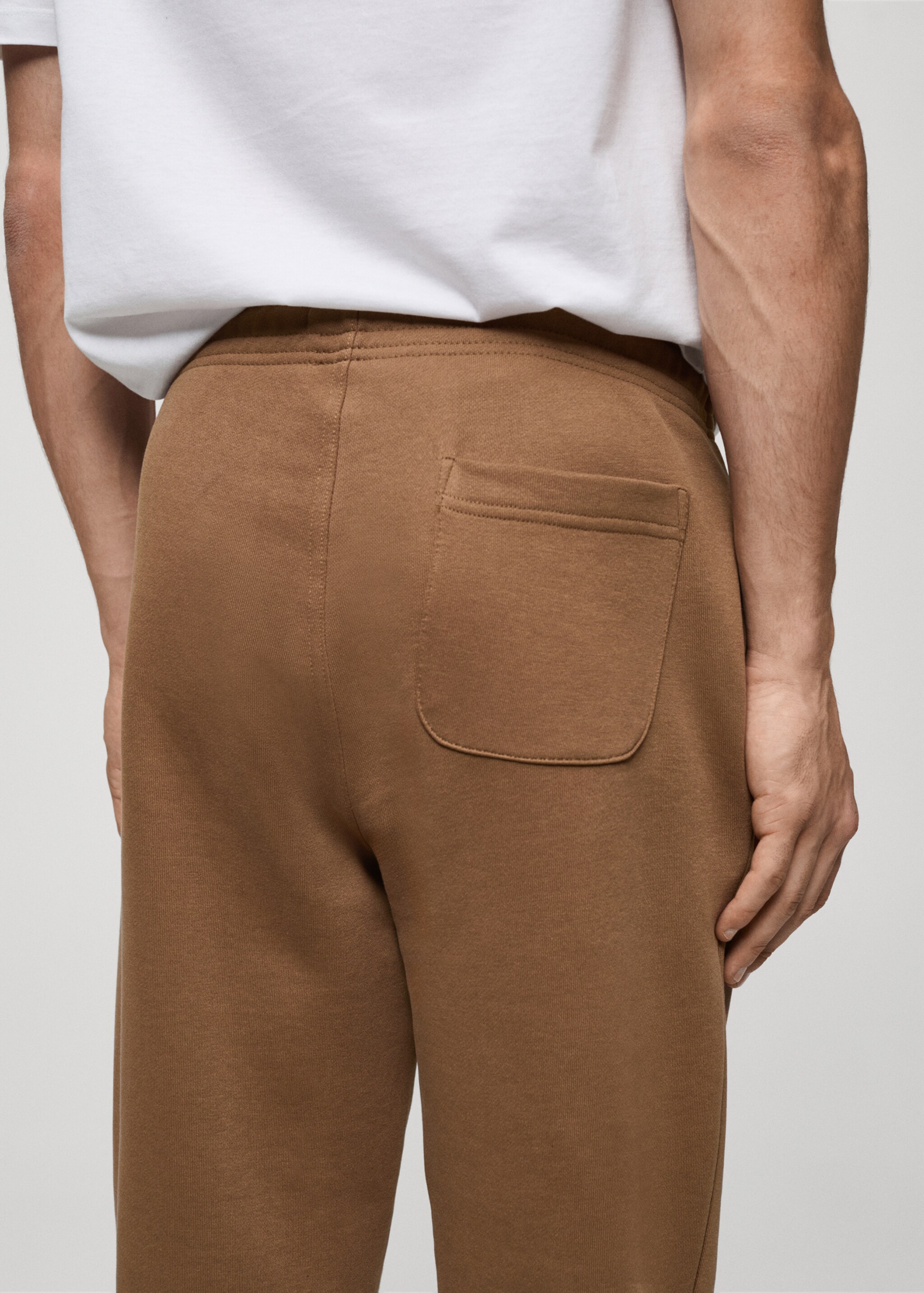 Brushed joggers with elastic waistband - Details of the article 6