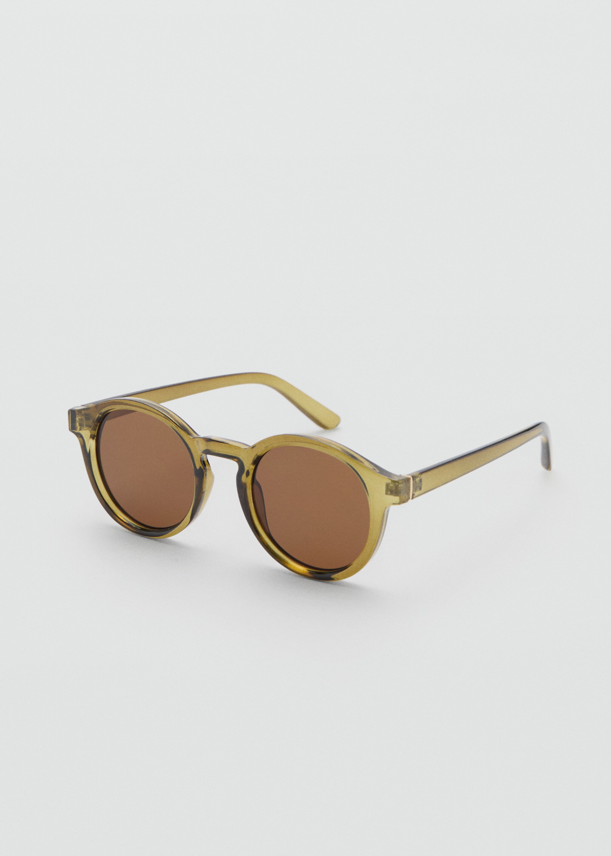 Lunettes de soleil monture ronde - Plan moyen