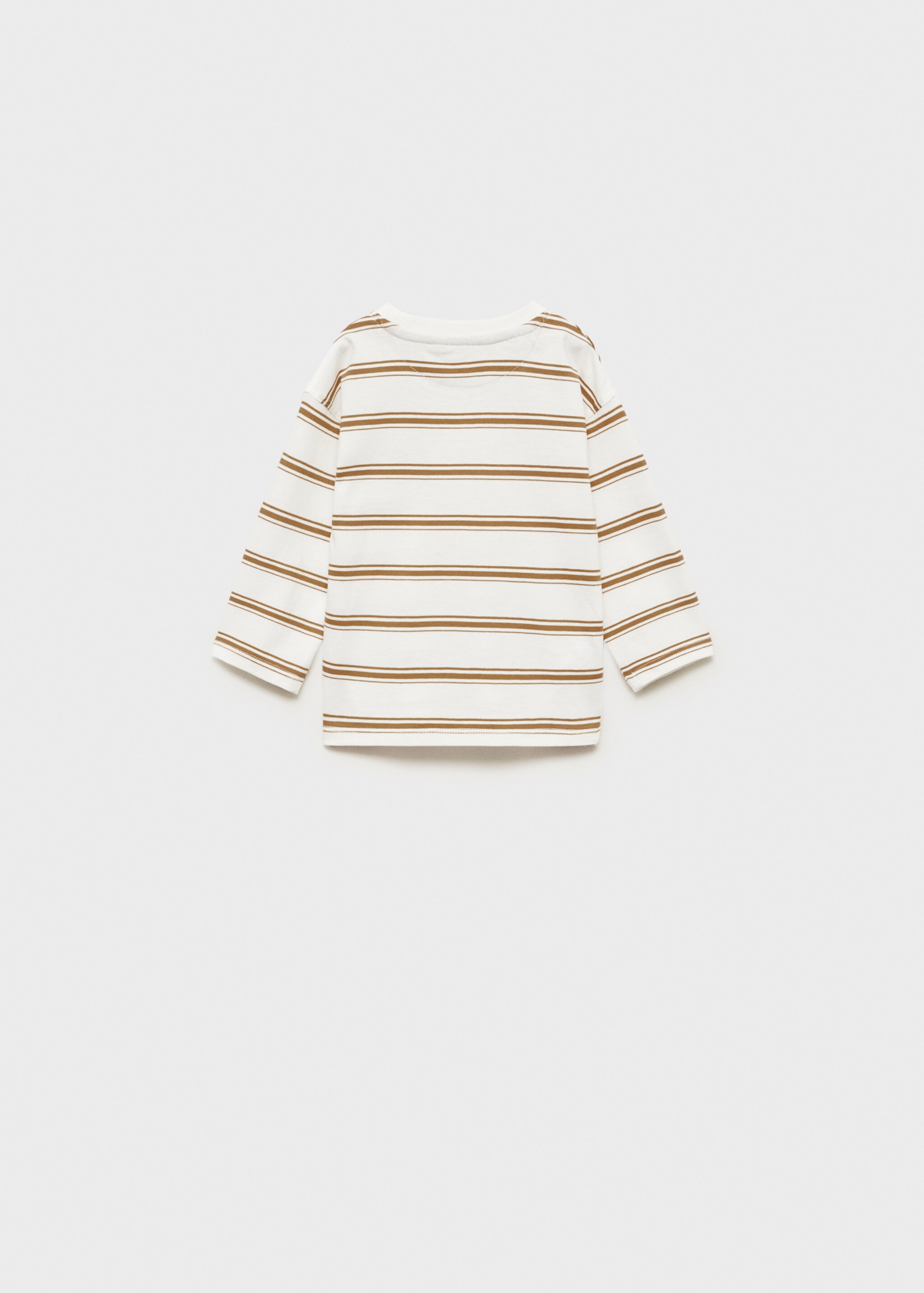 Tricou cu trei dungi - Spatele articolului