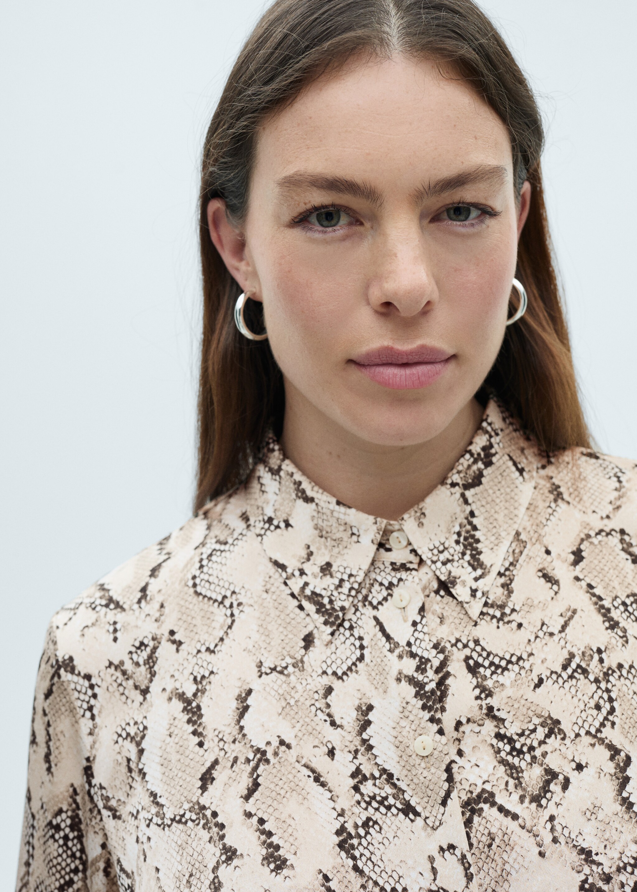 Satin print shirt - Details of the article 4