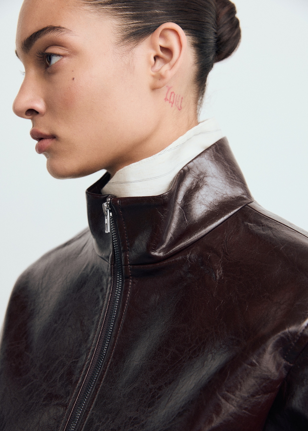 Perkins collar texture jacket