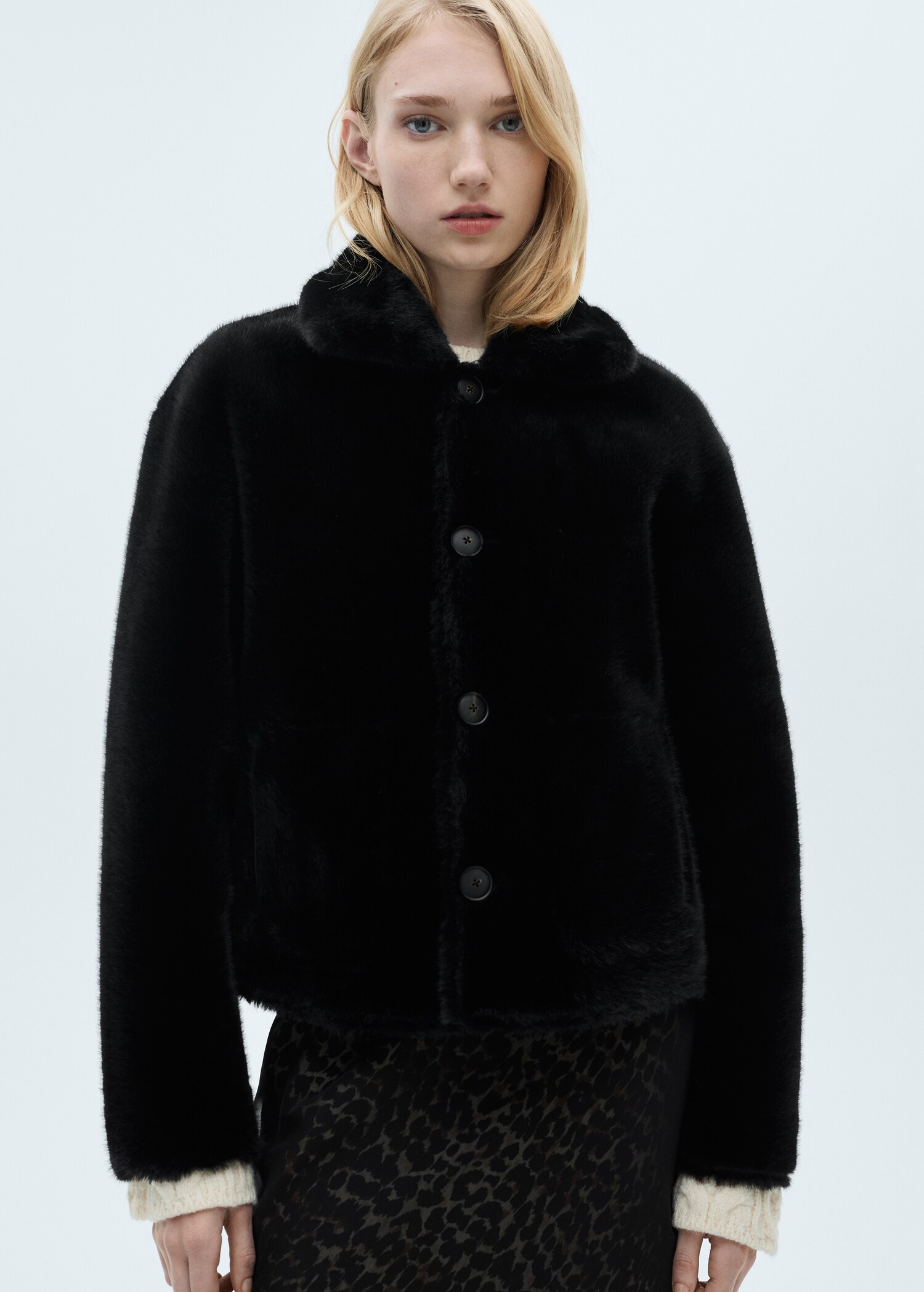 Double-sided leather-effect jacket with pockets - Details of the article 4