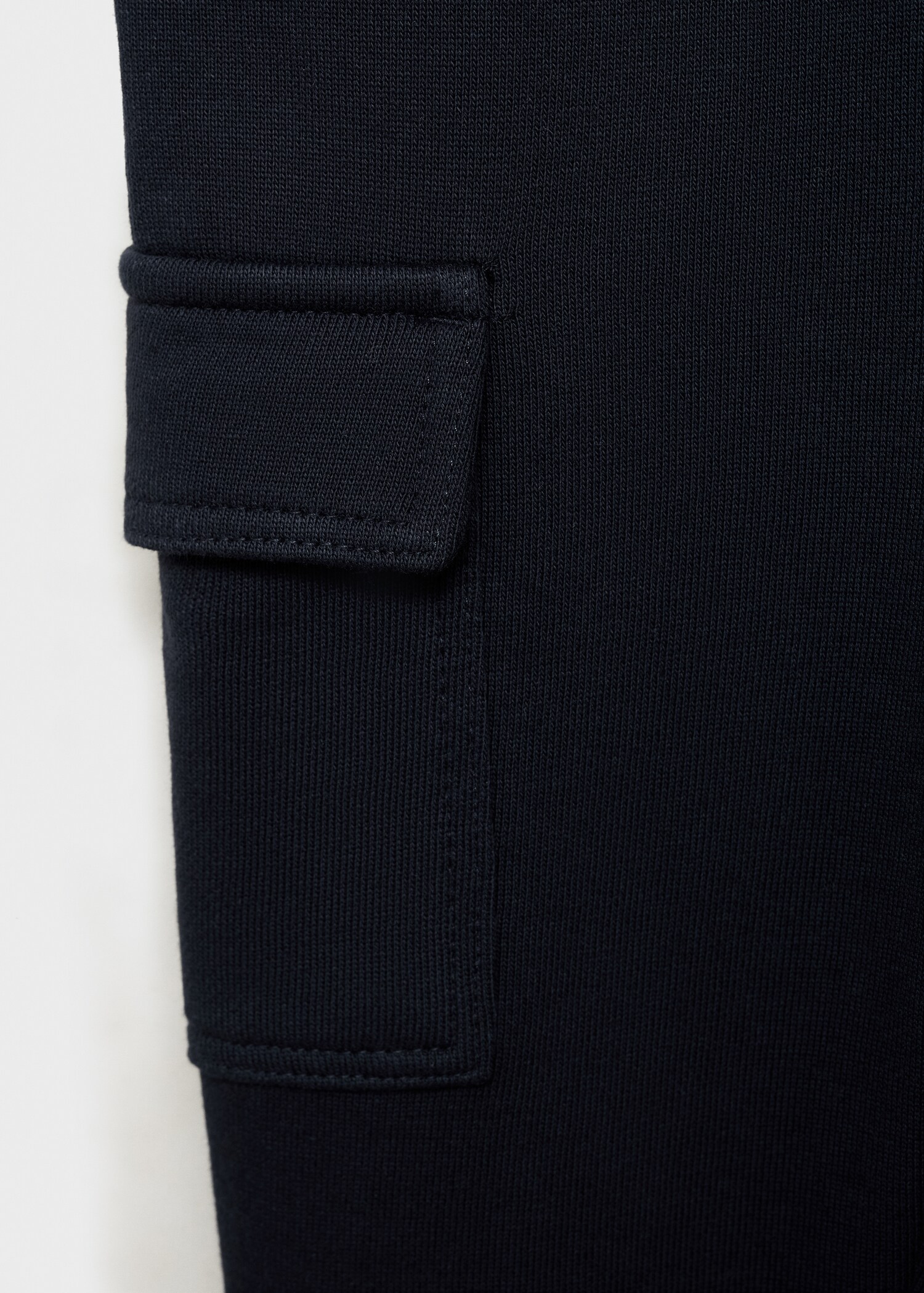 Cargo jogger trousers - Details of the article 0