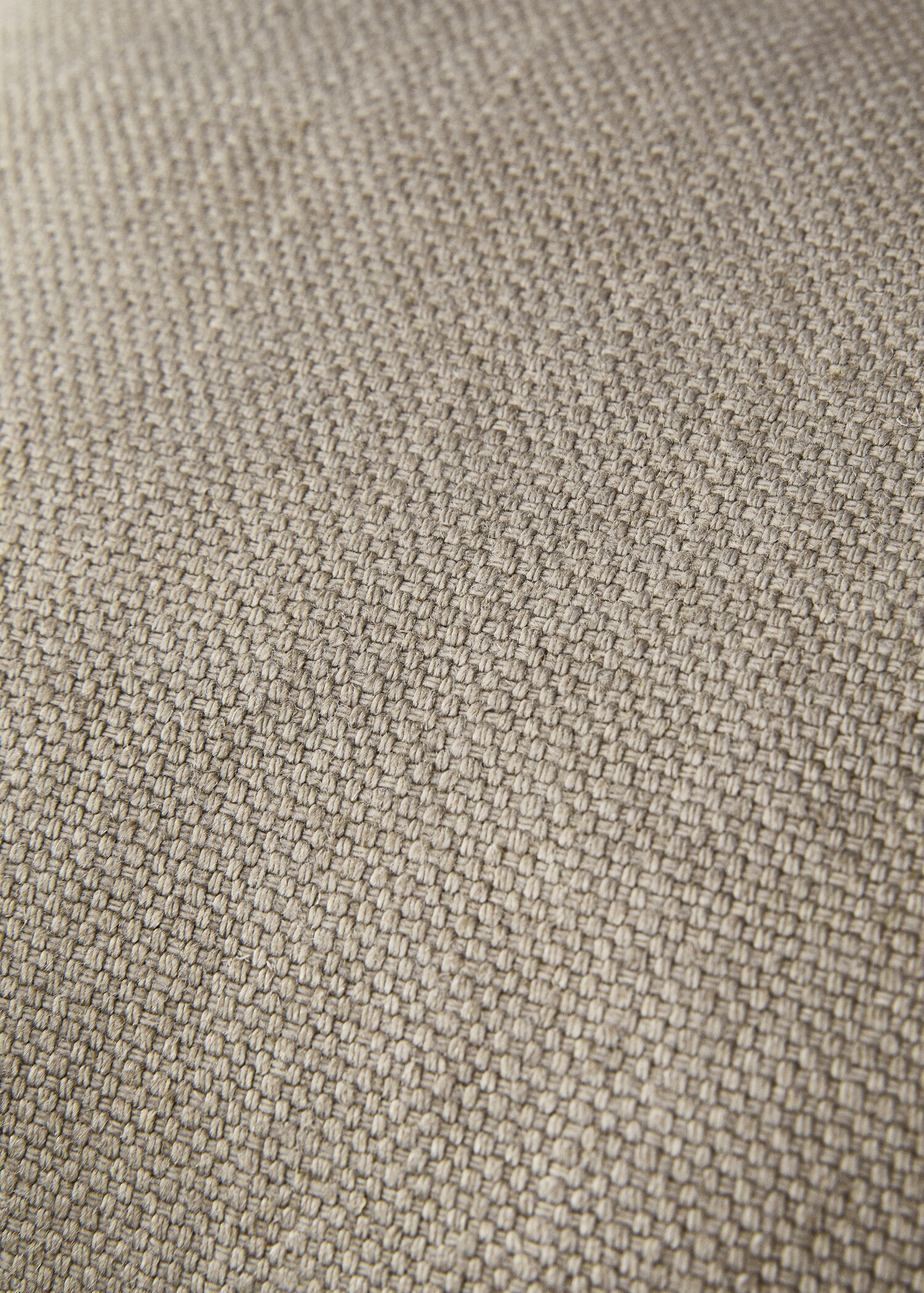 Linen textured cushion cover with overlock detail 40x60cm - Details of the article 3