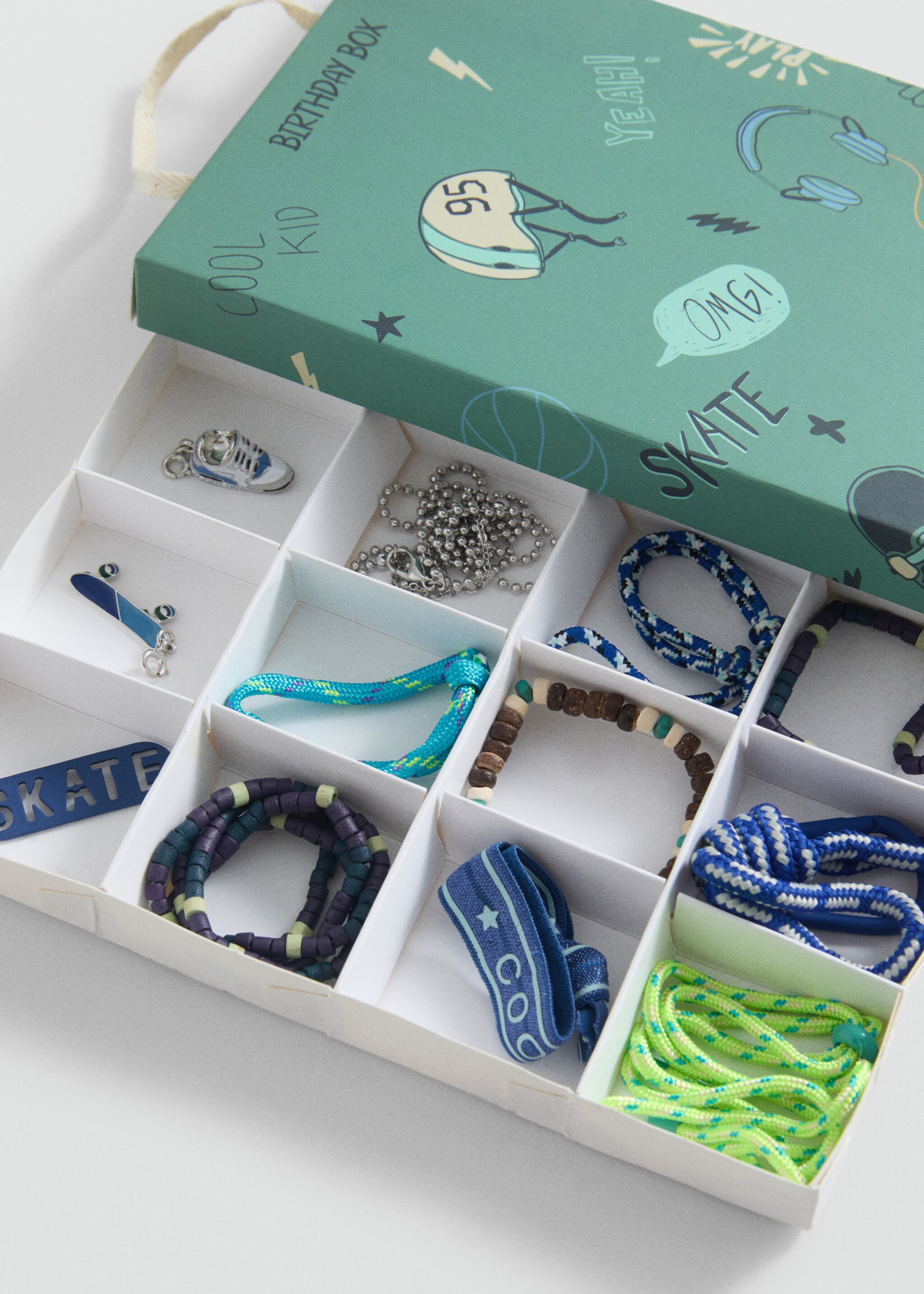 Birthday gift box - Medium plane