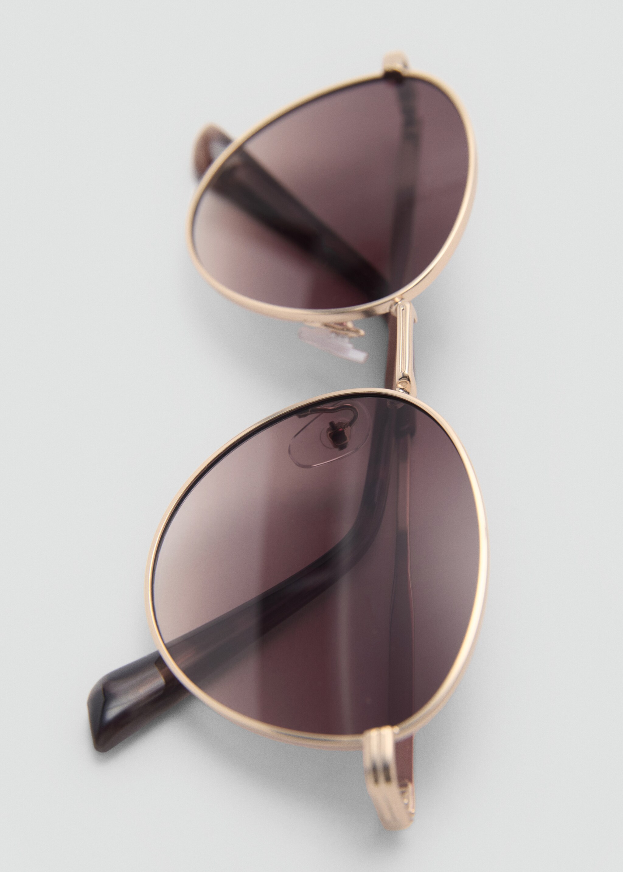 Metallic frame sunglasses - Details of the article 2