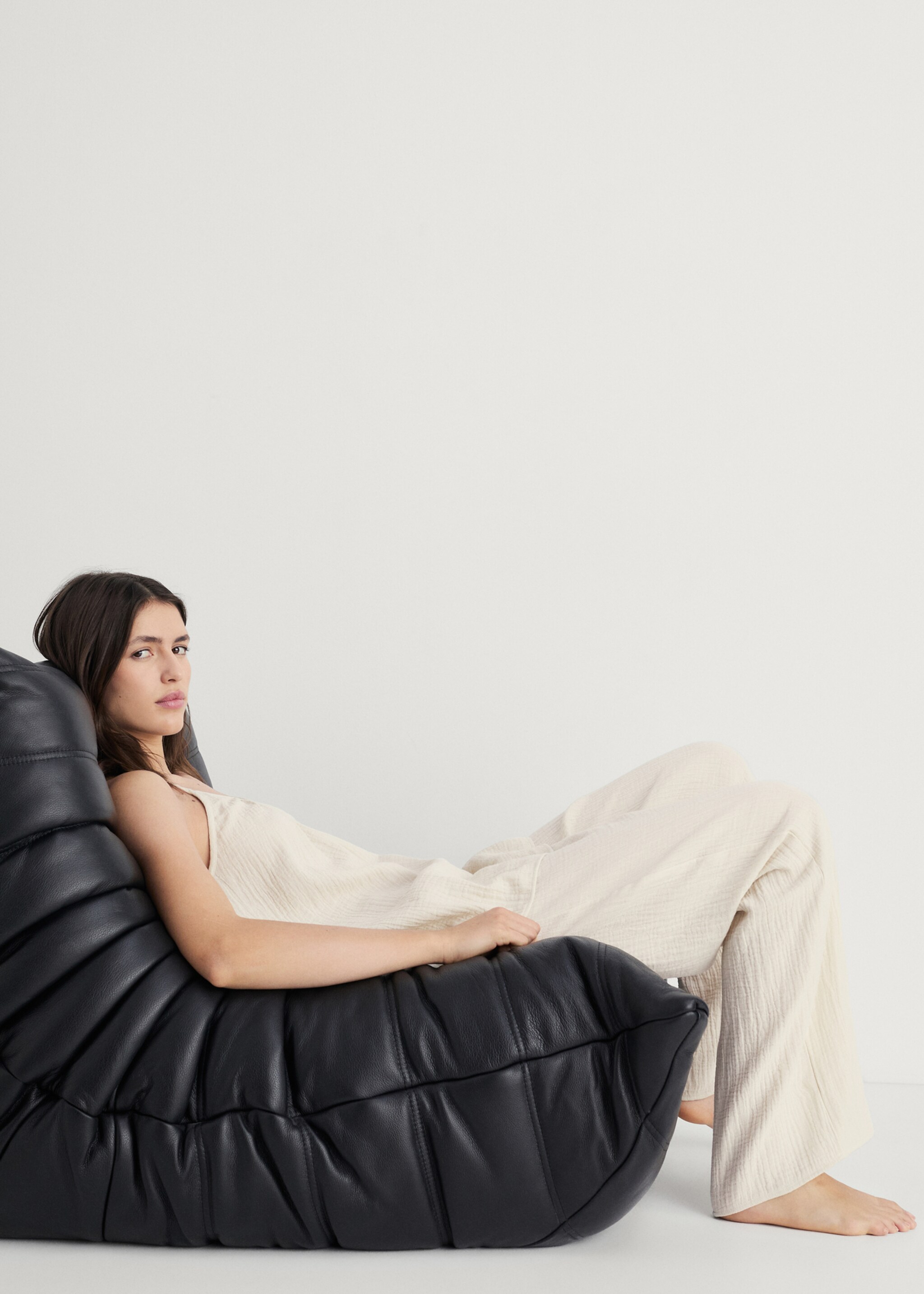 Plain cotton pyjama trousers - Details of the article 2