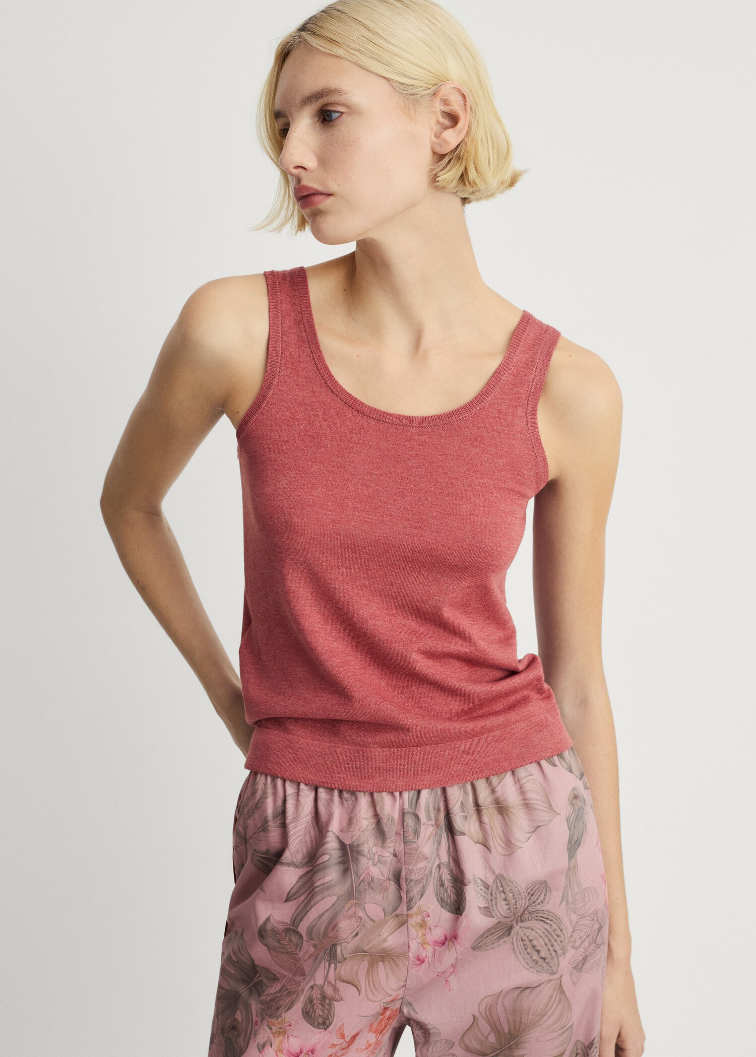 Ribbed knit tank top - Medium plane