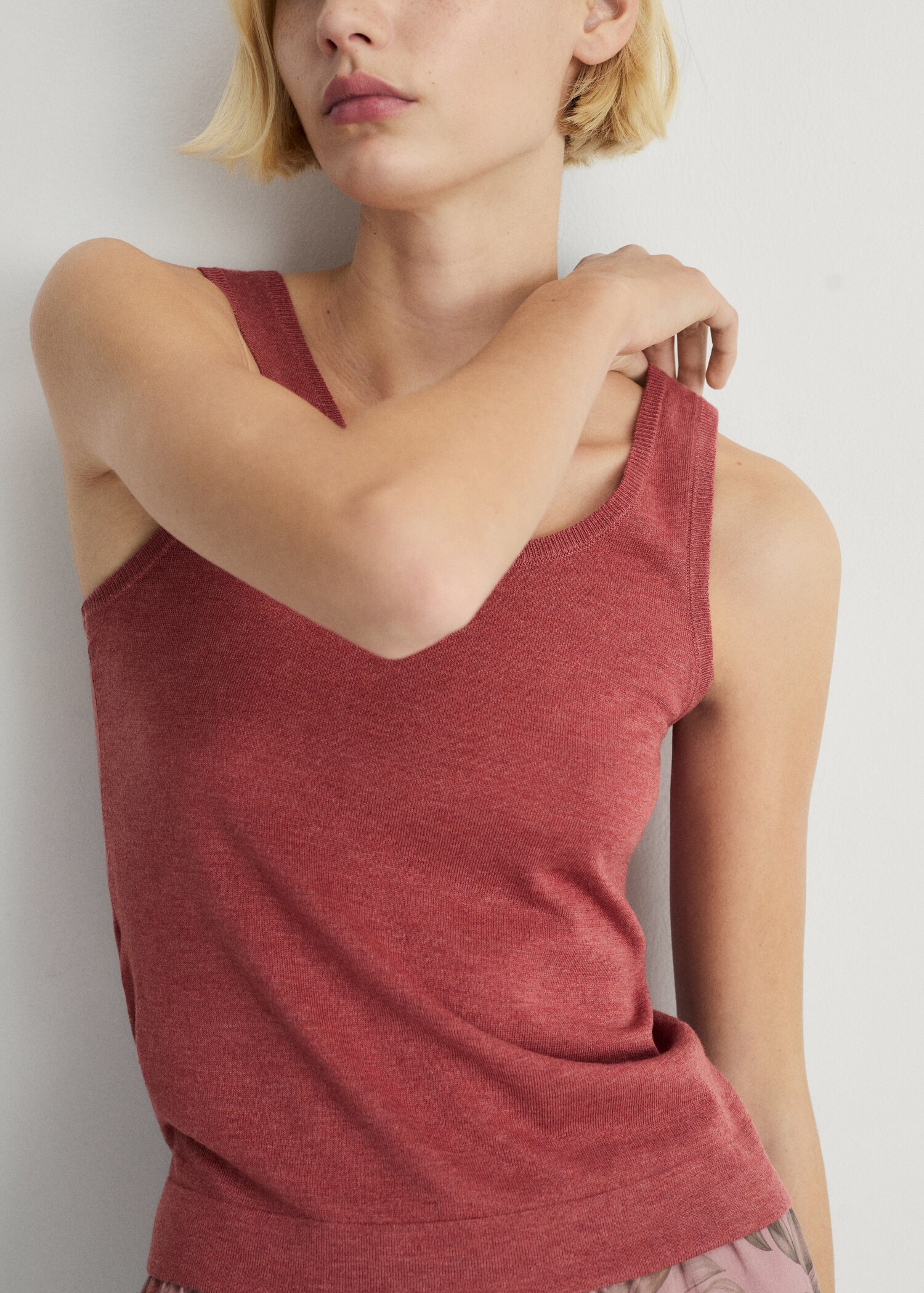 Ribbed knit tank top - Details of the article 1