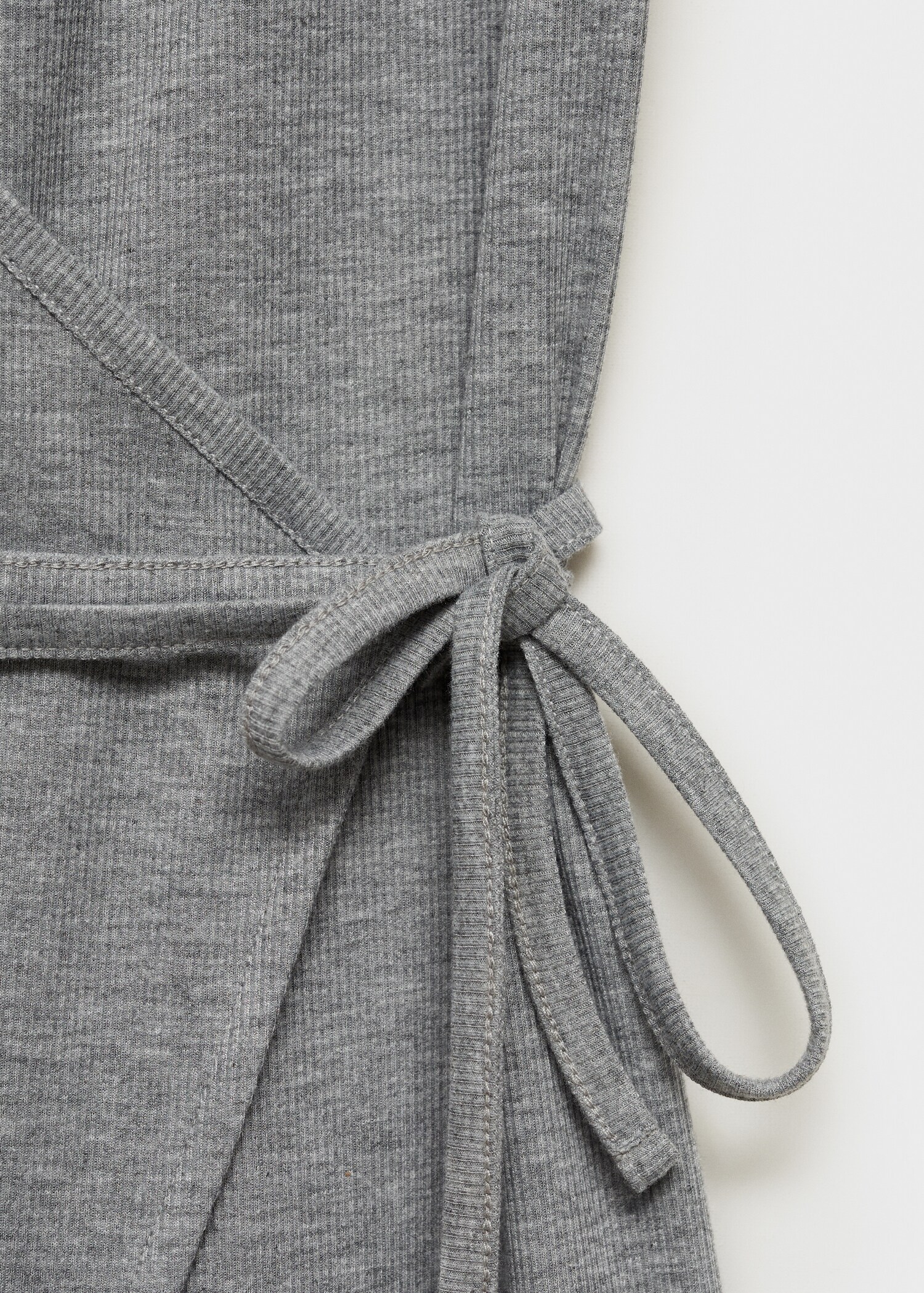 Cardigan rajutan ribbed dengan pita - Rincian barang 0