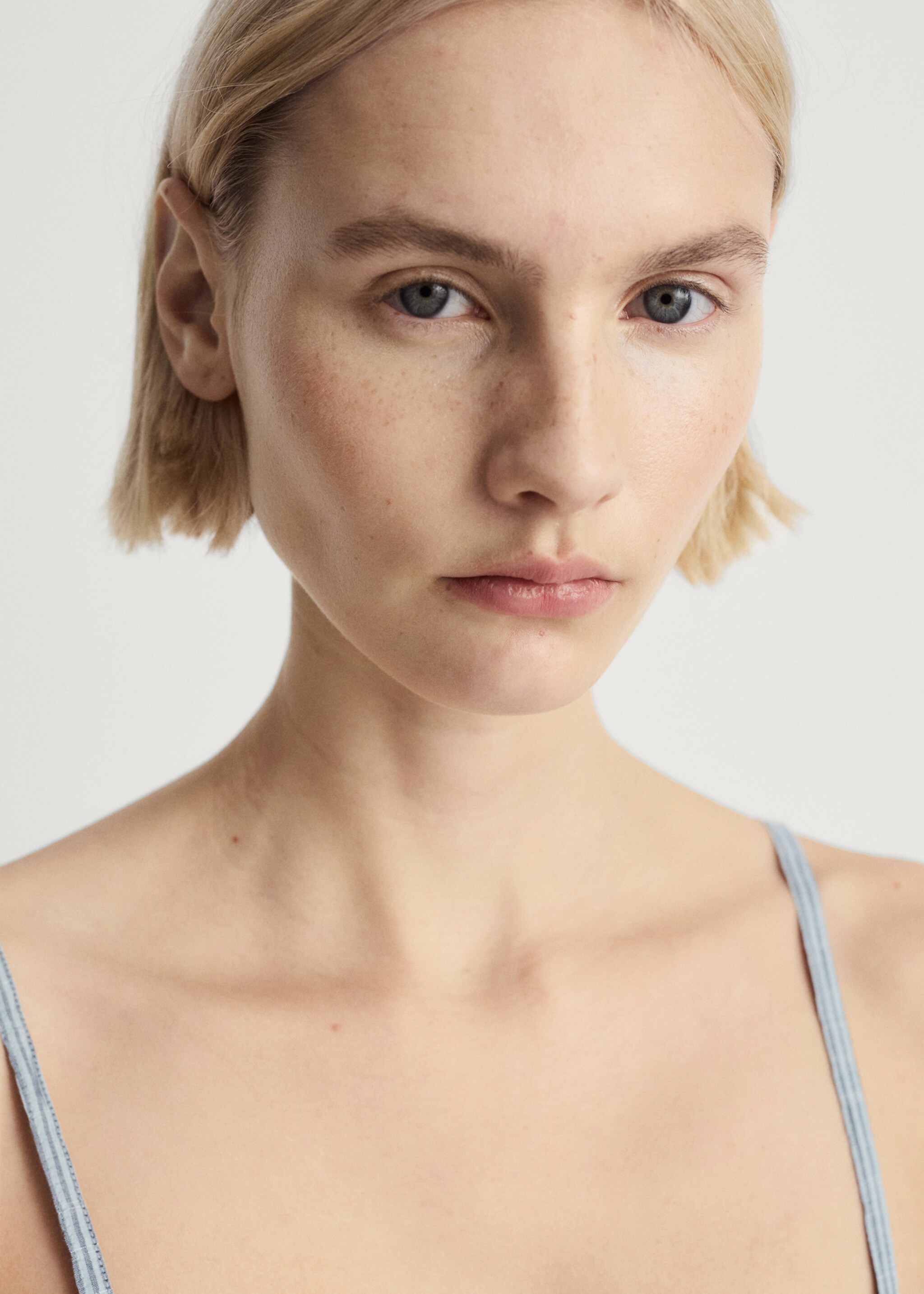 Two-piece cotton woven stripe seersucker pyjamas - Details of the article 1