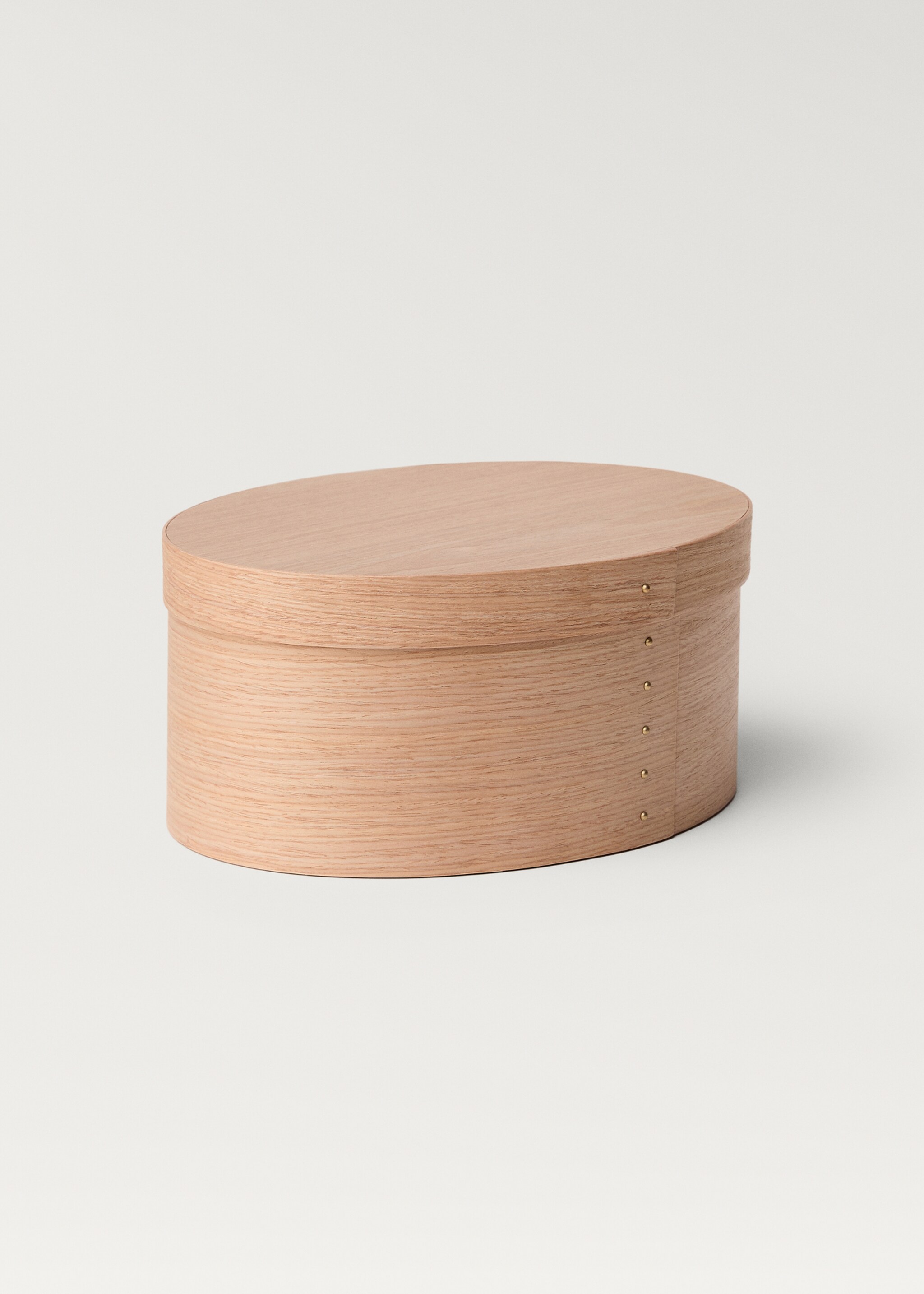 Medium oval wooden box - Details of the article 1