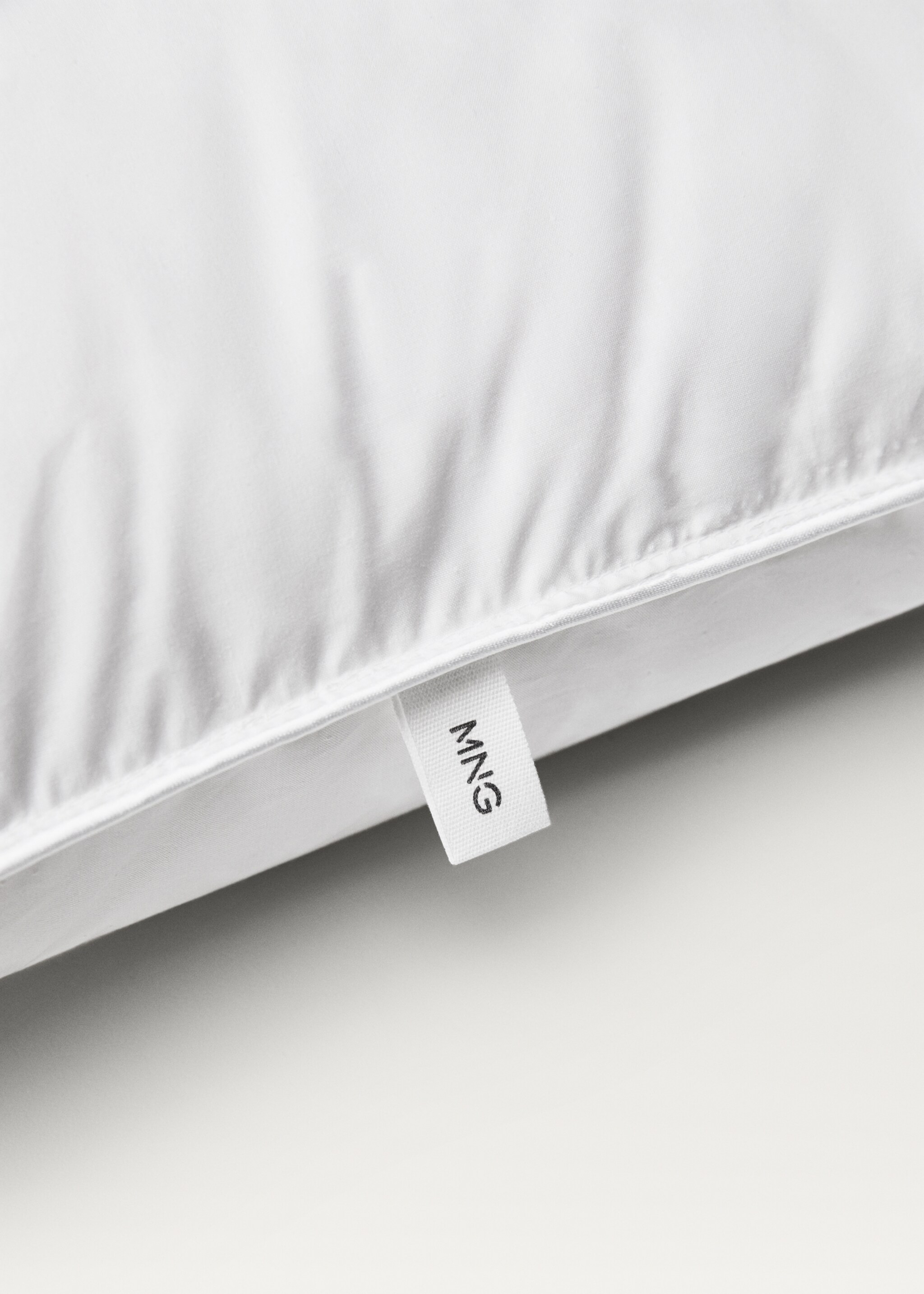 Down feather pillow 40x90 cm - Details of the article 2, White. Ref: 87072932-00.