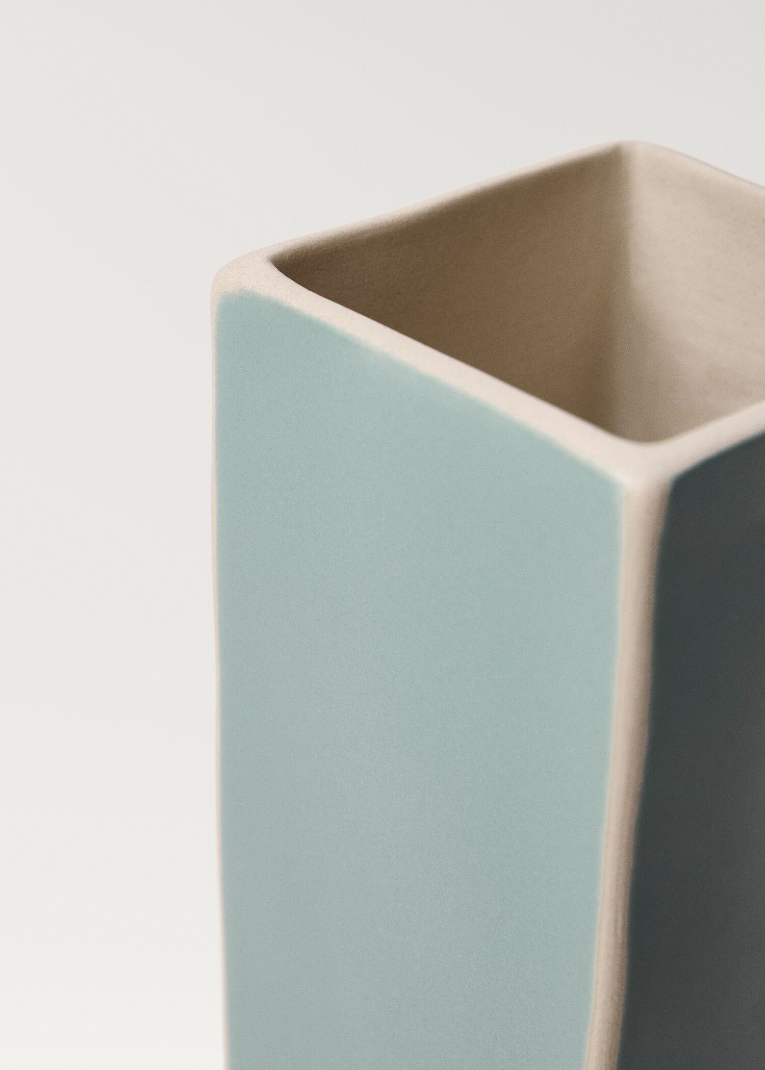 Vase rectangulaire en grès - Détail de l'article 1