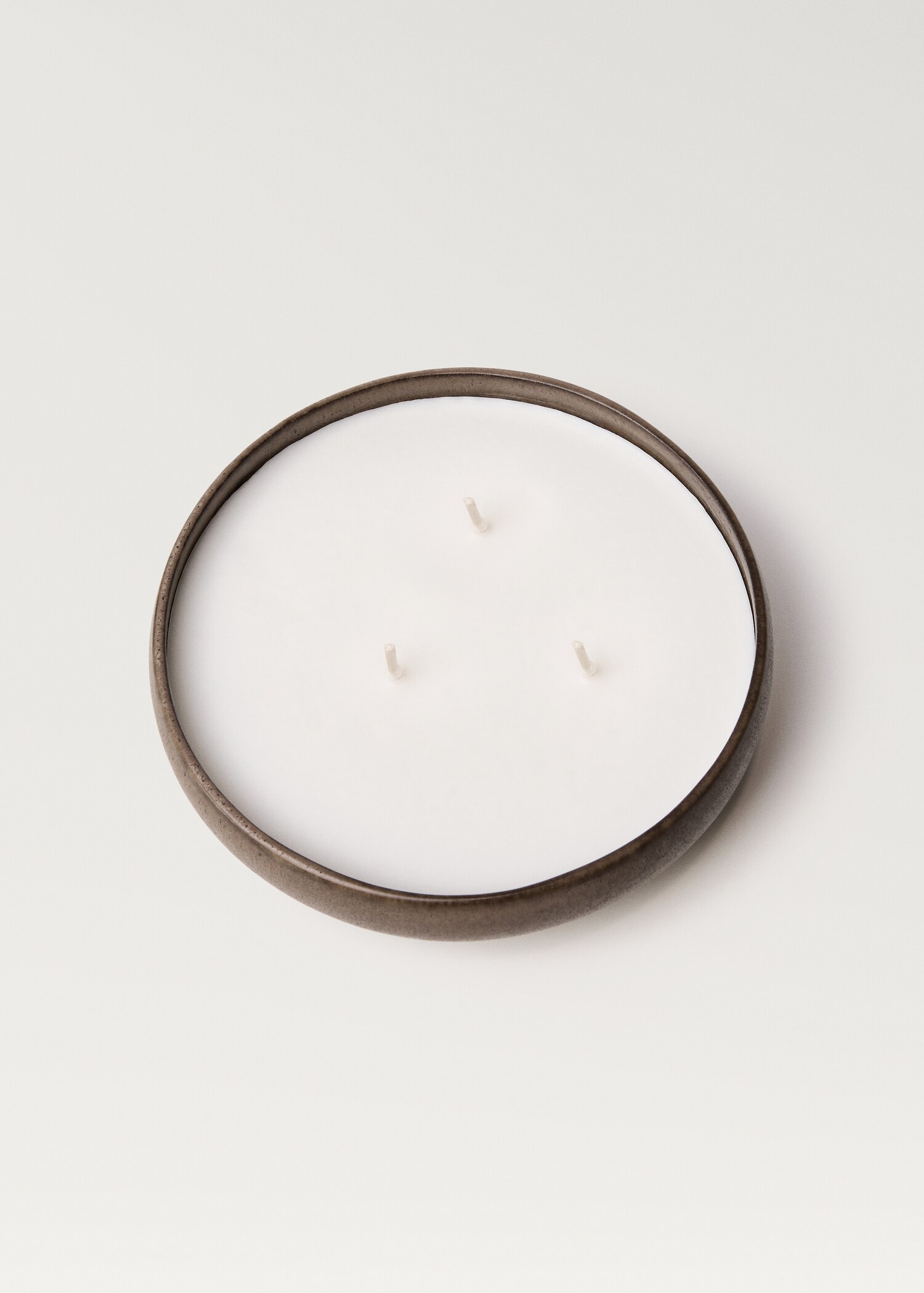 Large wax candle - Details of the article 1