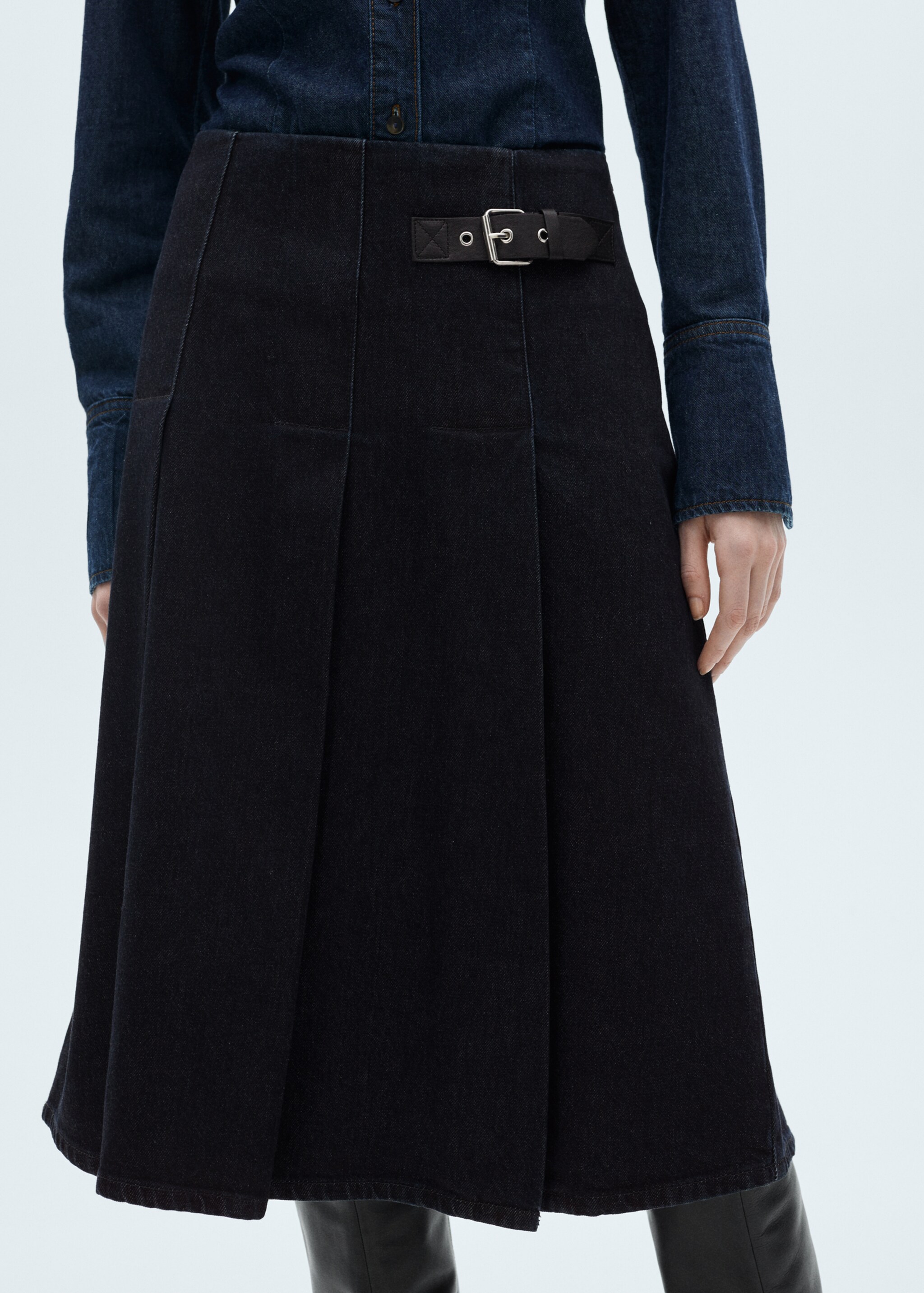 Falda midi rinse wash hebilla - Plano medio